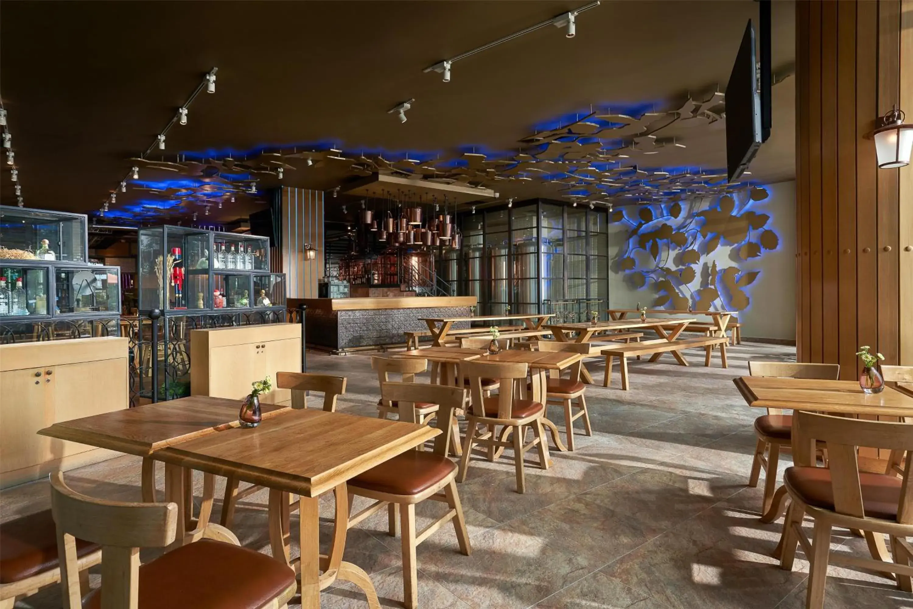 Restaurant/places to eat in Sunrise Kempinski Hotel Beijing Restaurant/places to eat in Sunrise Kempinski Hotel Beijing