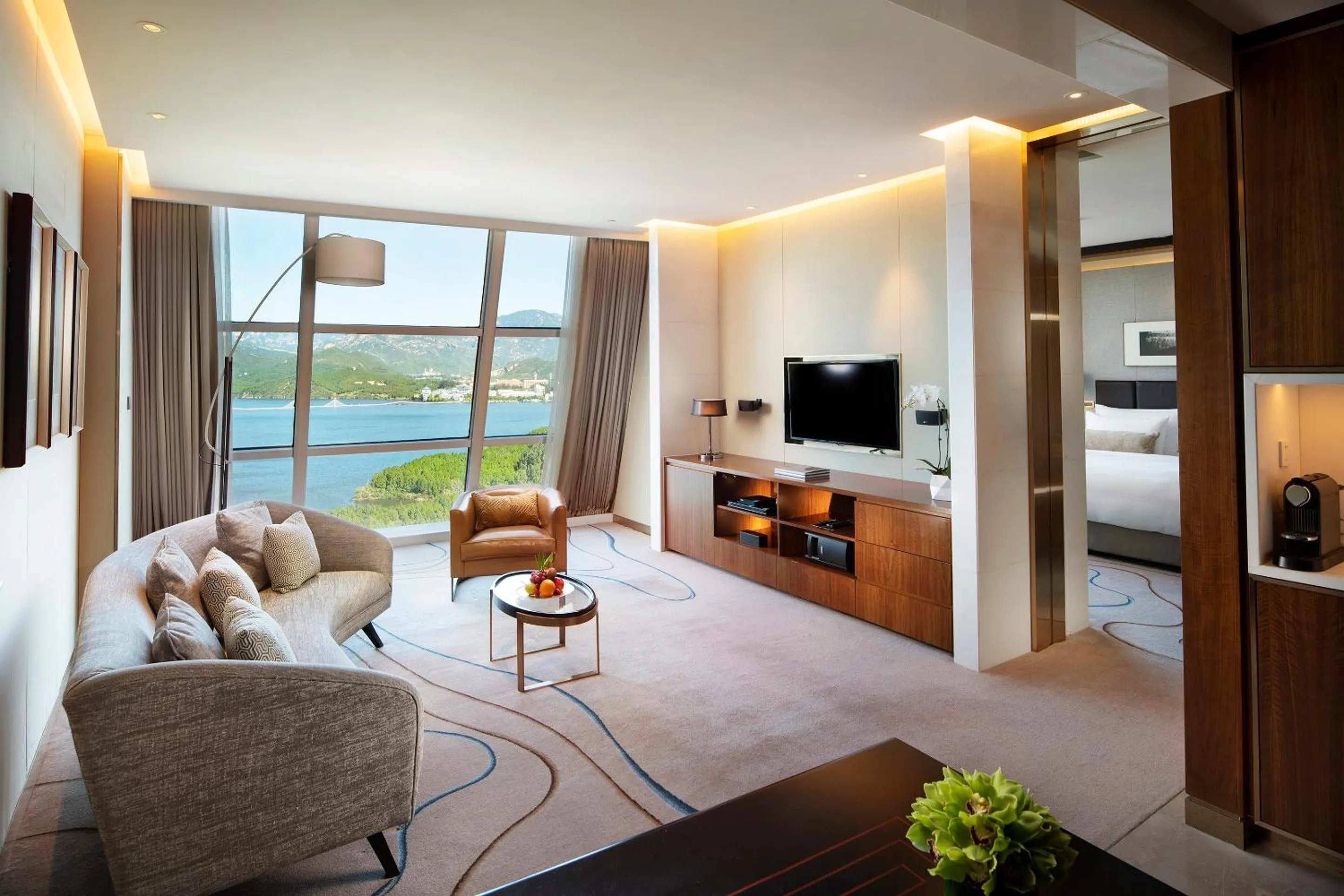 Living room in Sunrise Kempinski Hotel Beijing