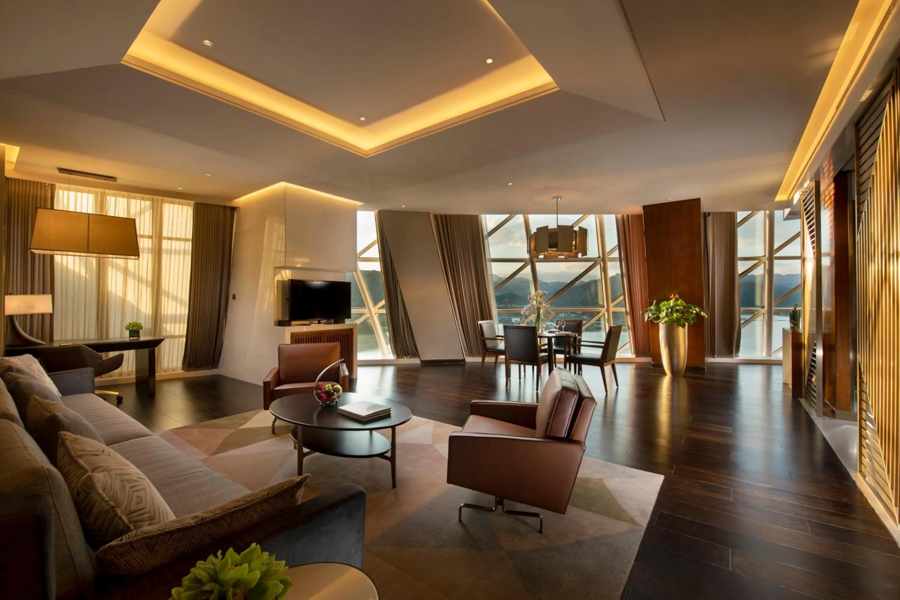 Living room in Sunrise Kempinski Hotel Beijing