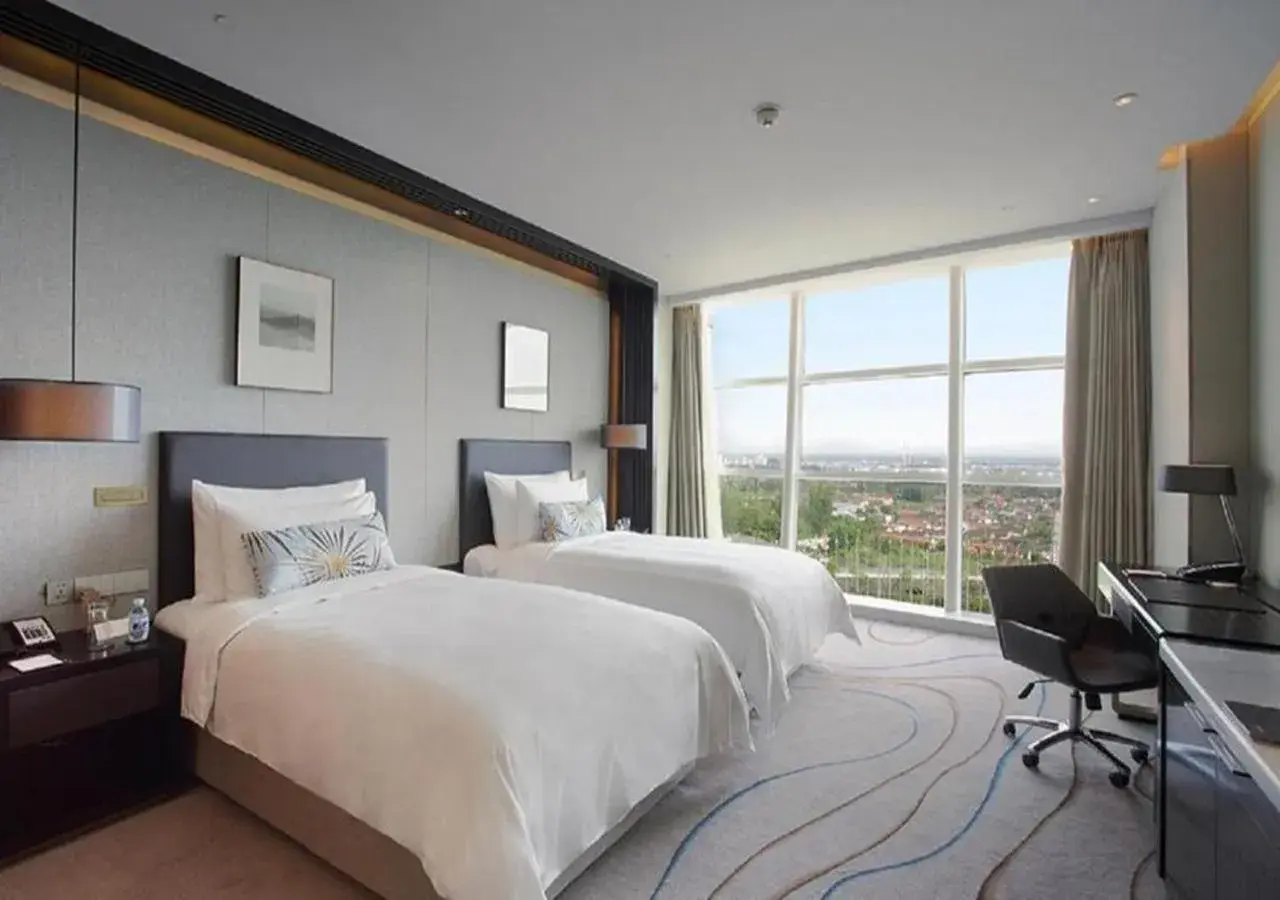 Deluxe Twin Room in Sunrise Kempinski Hotel Beijing Deluxe Twin Room in Sunrise Kempinski Hotel Beijing