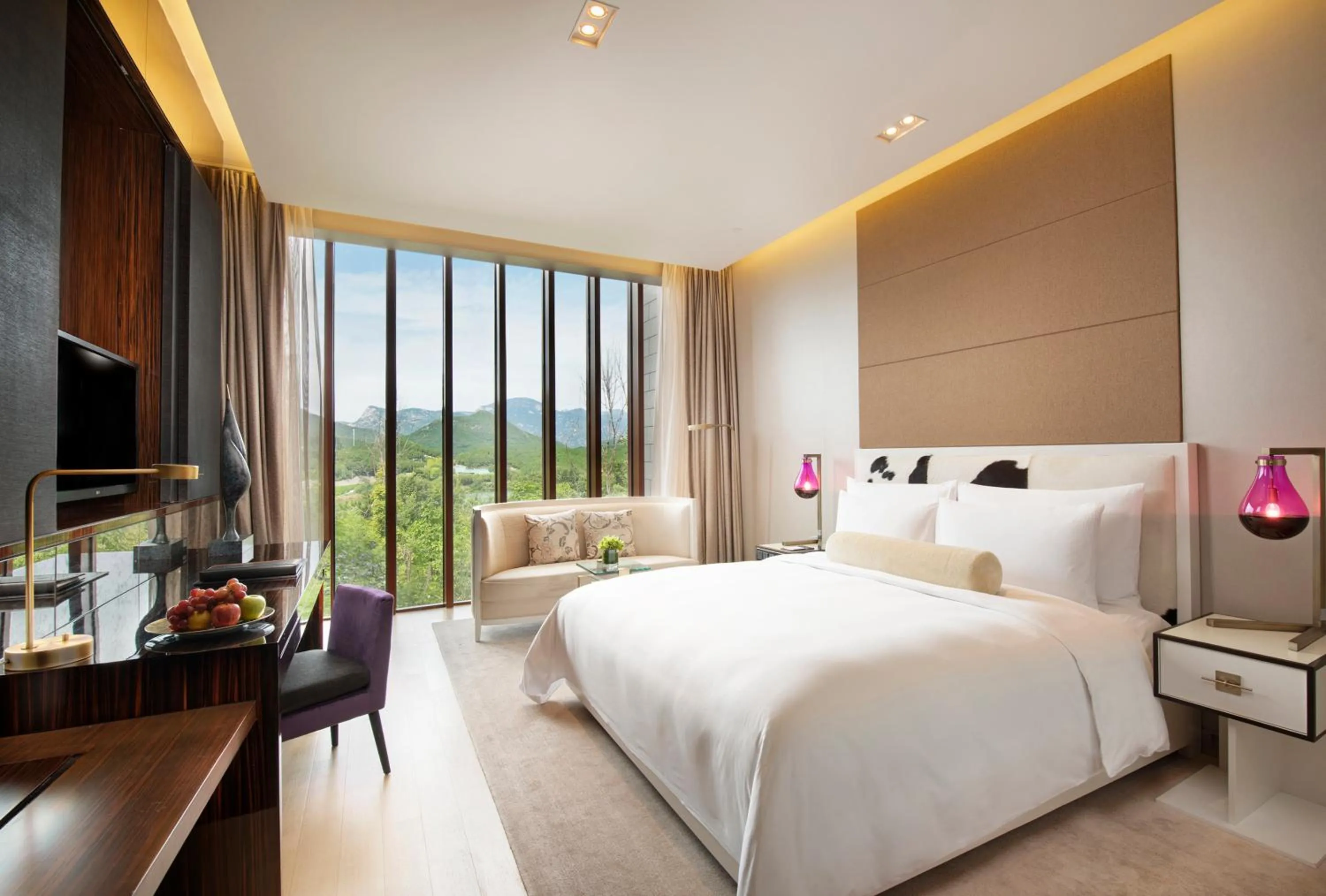 Bedroom, Bed in Yanqi Hotel, Managed by Kempinski