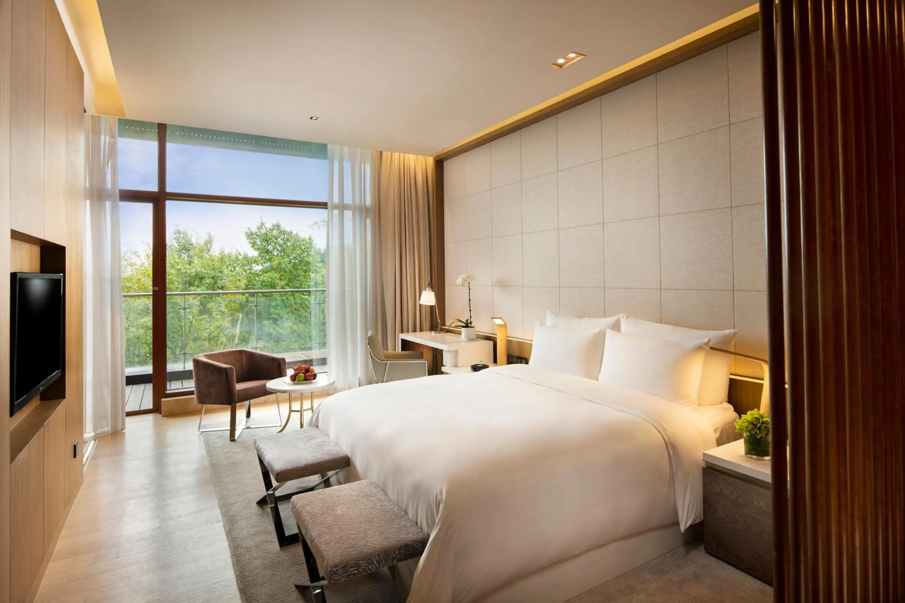 Bedroom, Bed in Yanqi Hotel, Managed by Kempinski