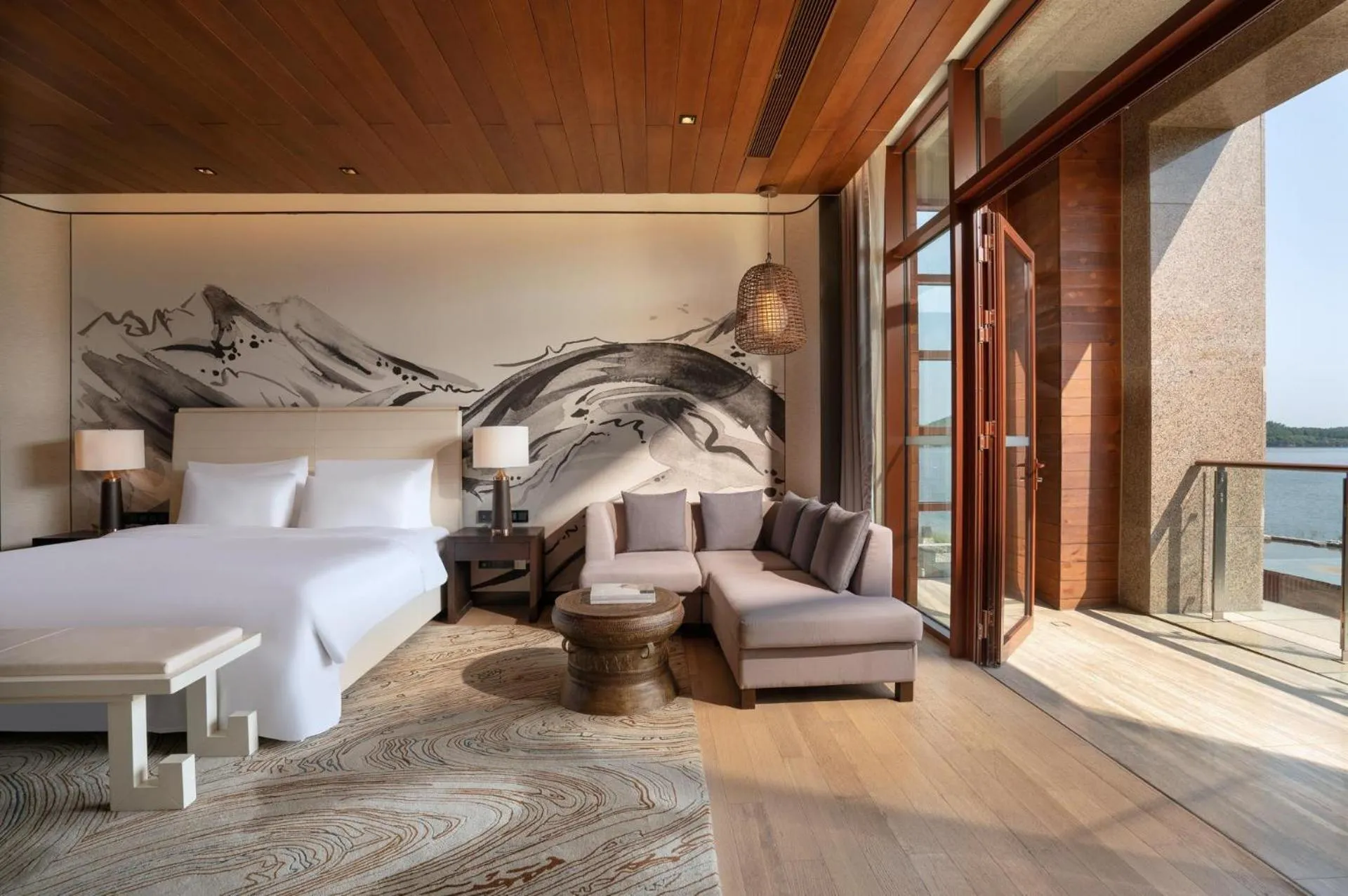 Photo of the whole room, Bed in Yanqi Hotel, Managed by Kempinski