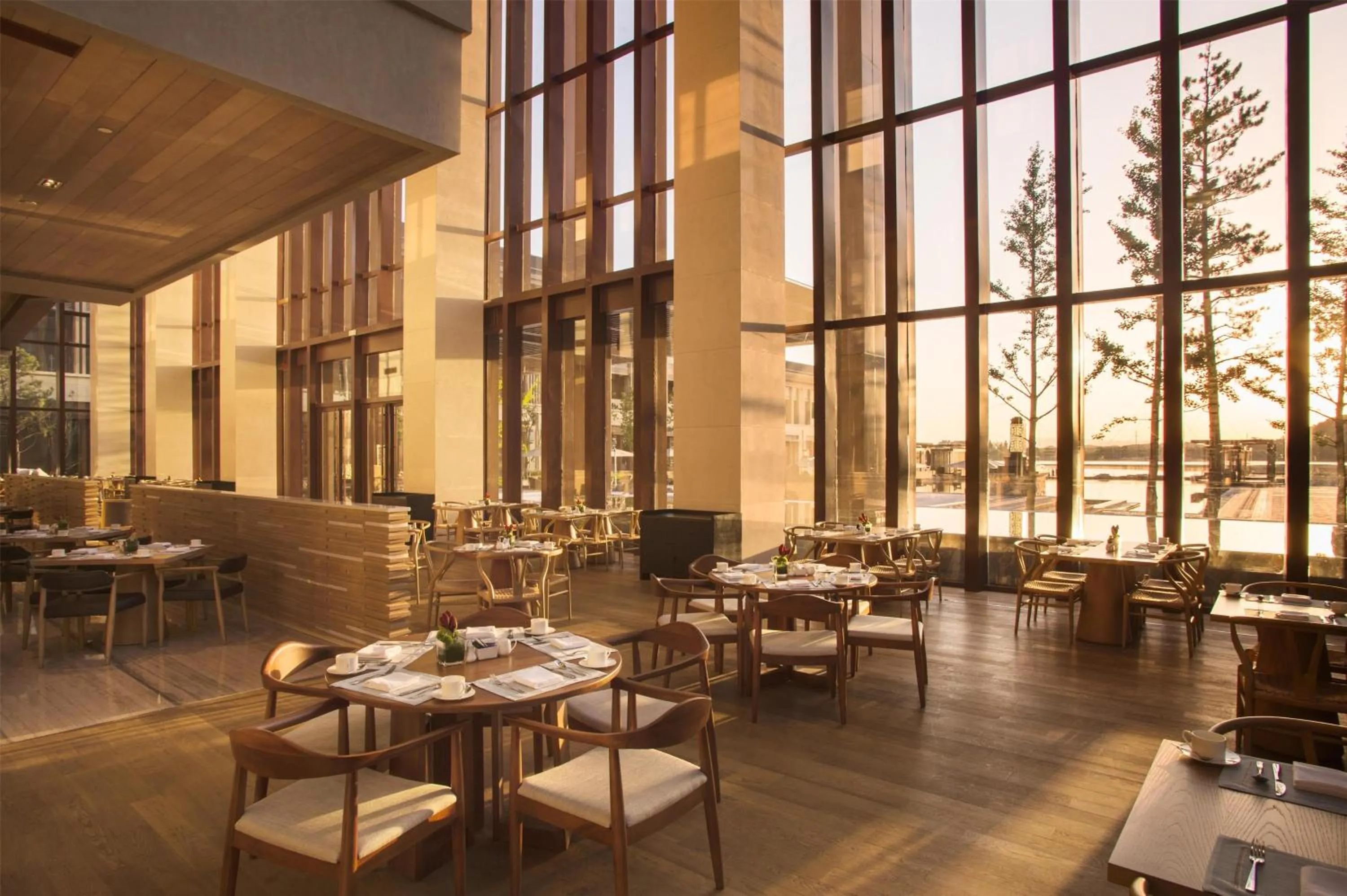 Restaurant/places to eat in Yanqi Hotel, Managed by Kempinski