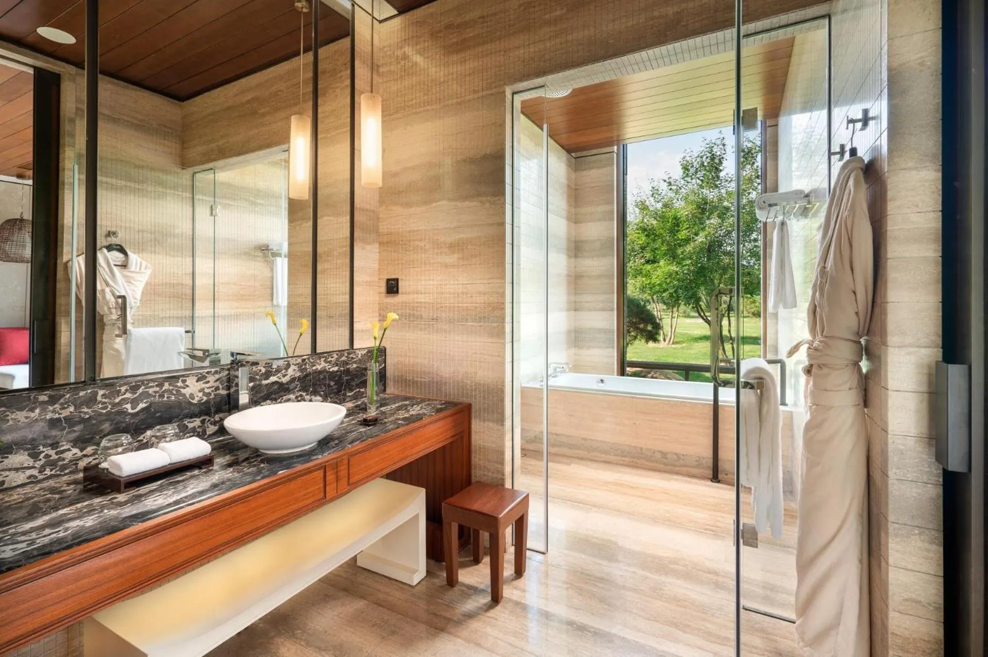 Photo of the whole room in Yanqi Hotel, Managed by Kempinski