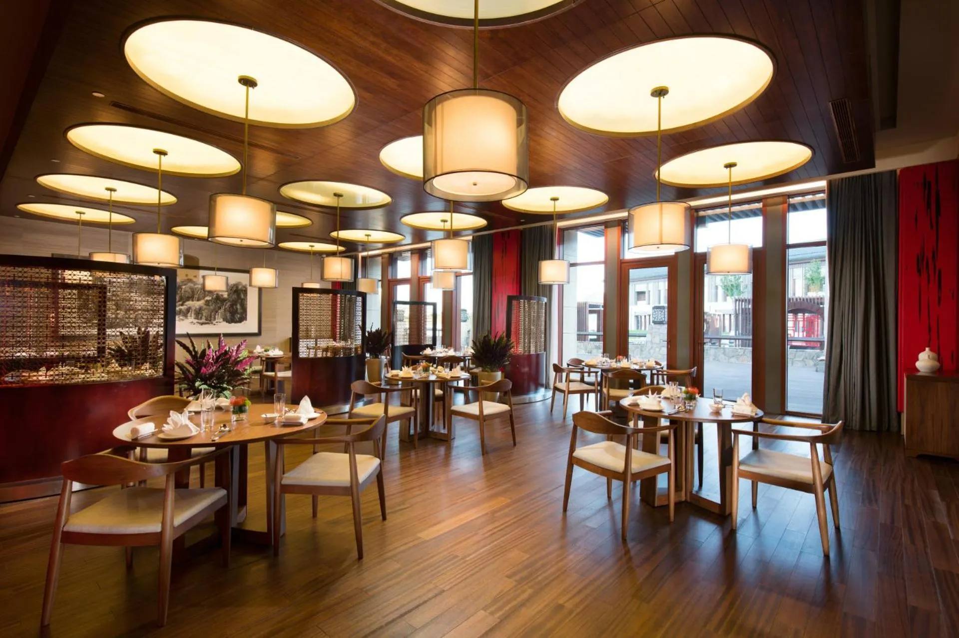 Restaurant/places to eat in Yanqi Hotel, Managed by Kempinski