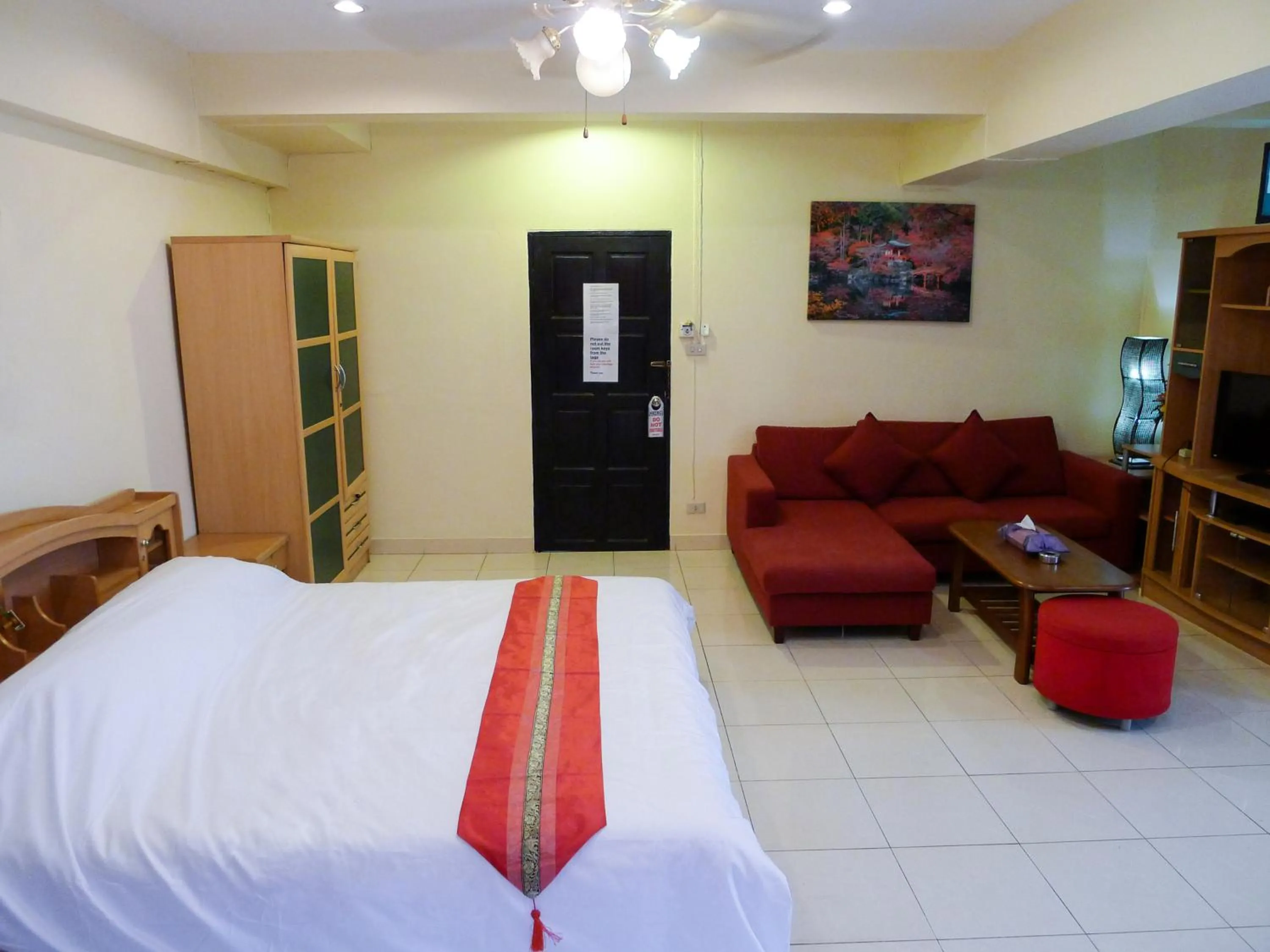 Bed in Metro Apartments