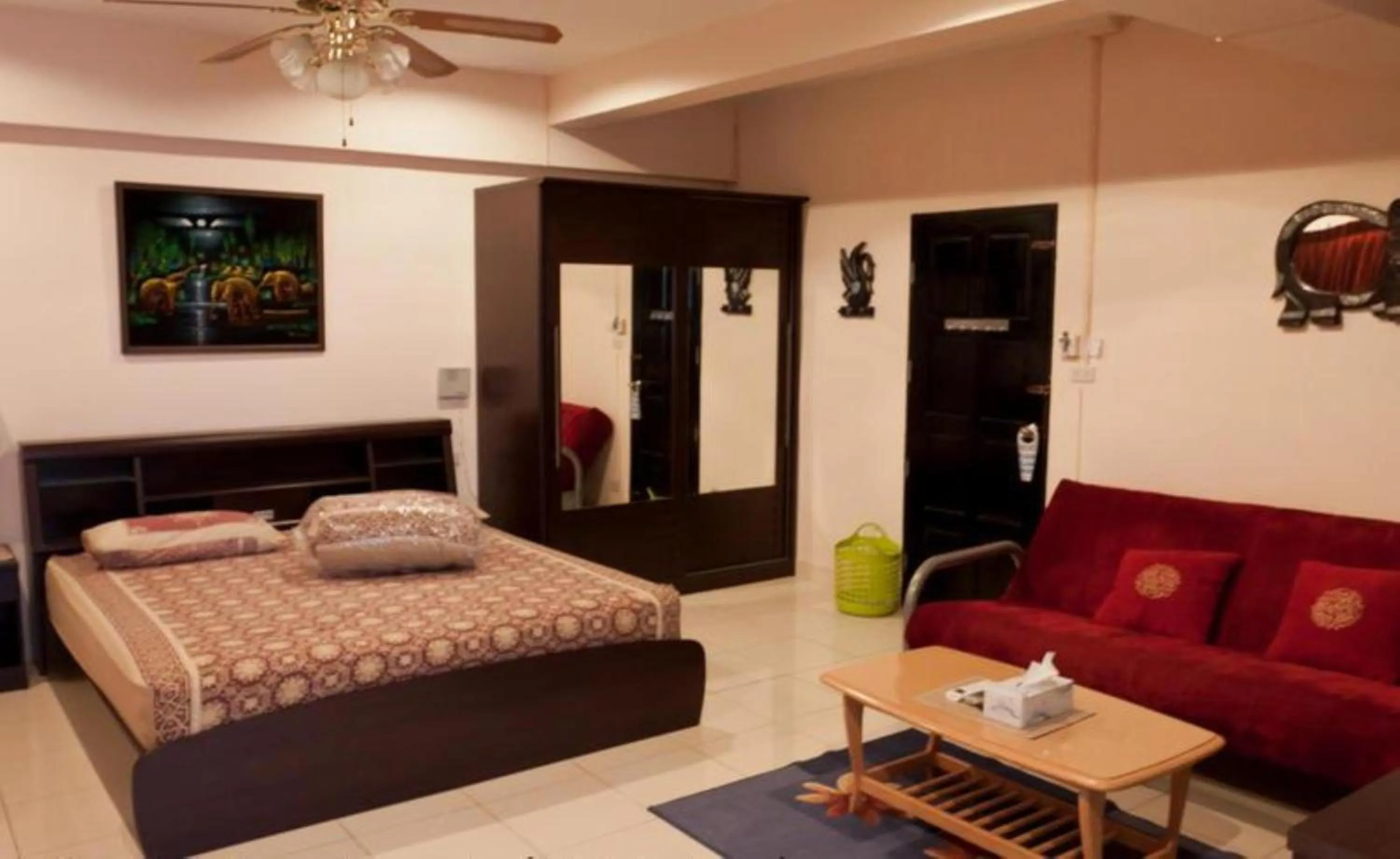 Bedroom, Bed in Metro Apartments