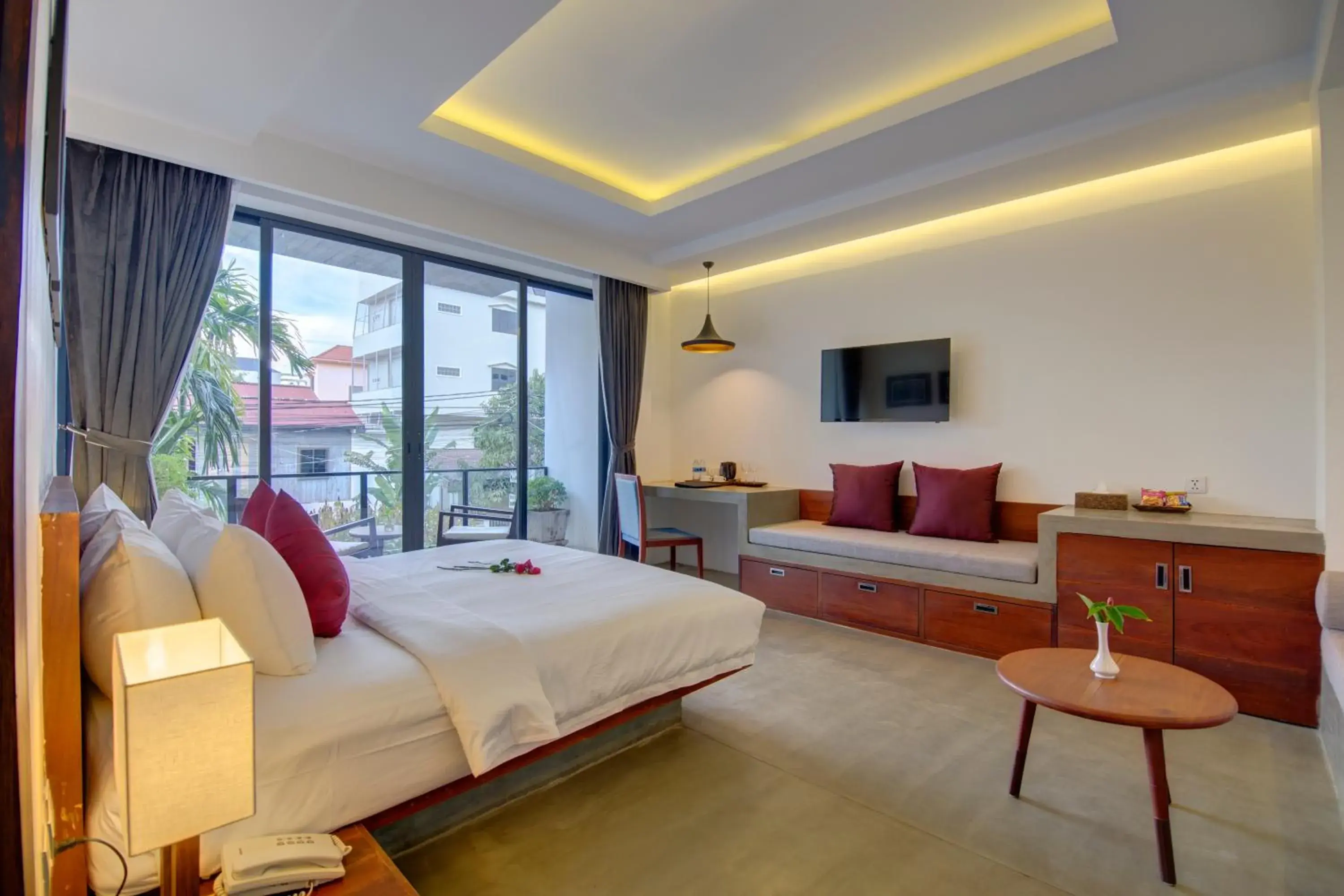 Bedroom, Bed in Solitaire Damnak Villa Hotel Bedroom, Bed in Solitaire Damnak Villa Hotel