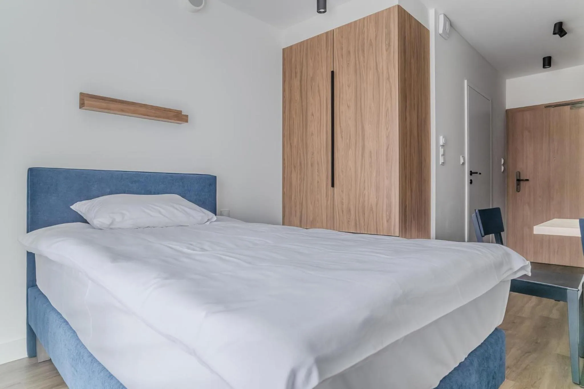 Bed in Noli Gdansk Wrzeszcz