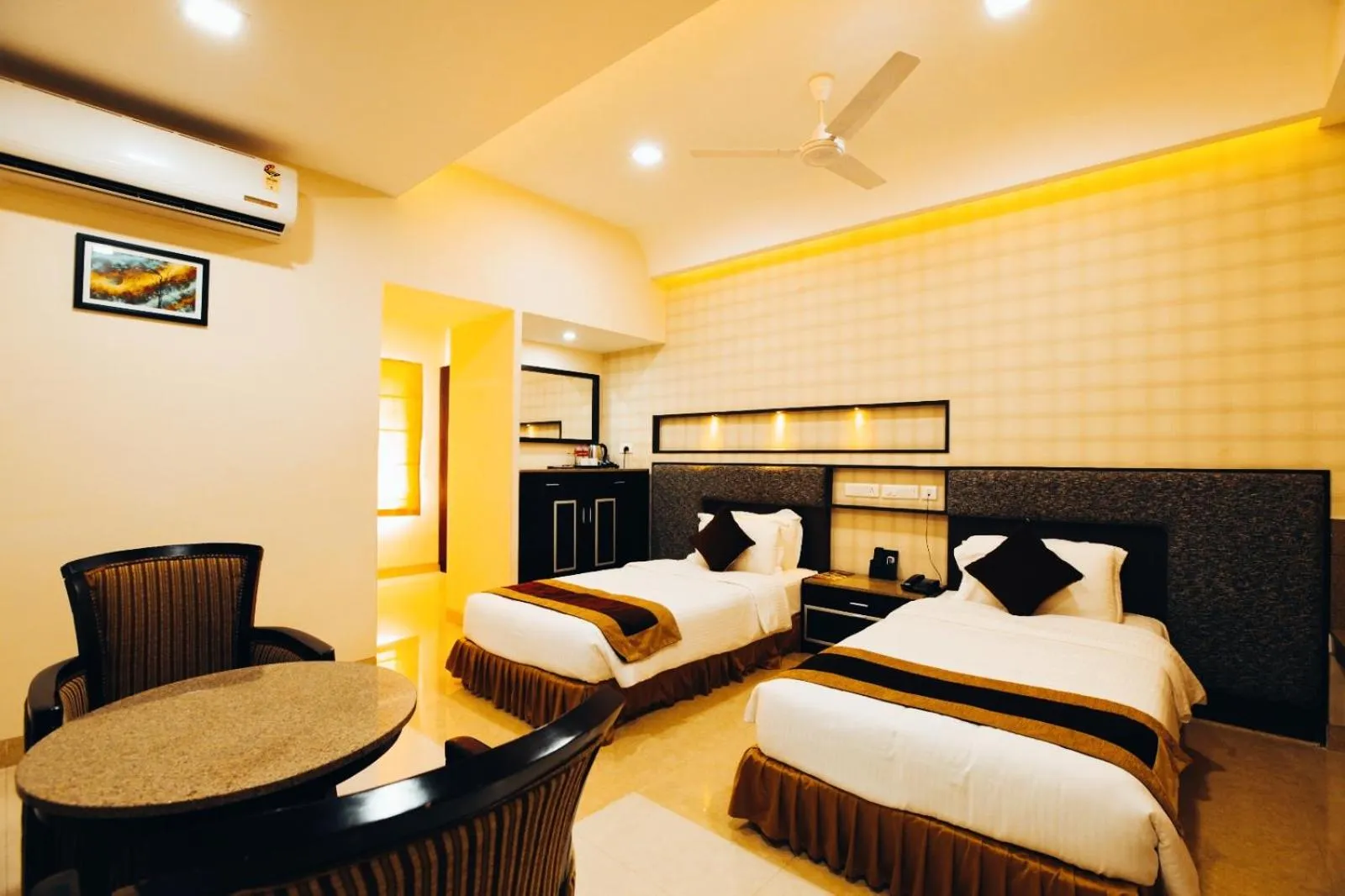 Bedroom, Bed in Hotel Southern Residency- near to SIPCOT