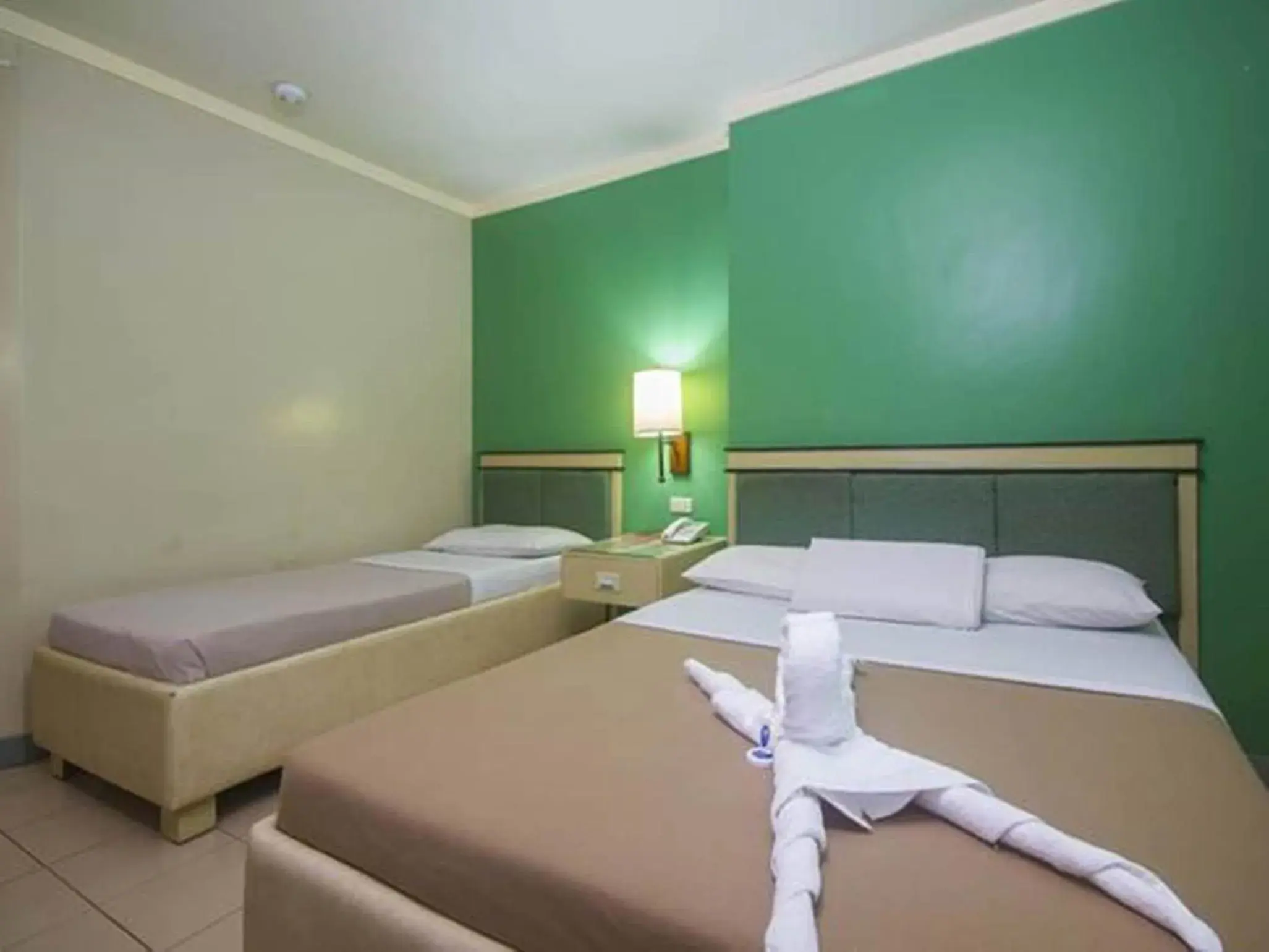 Bed in New Dawn Pensionne House Bed in New Dawn Pensionne House