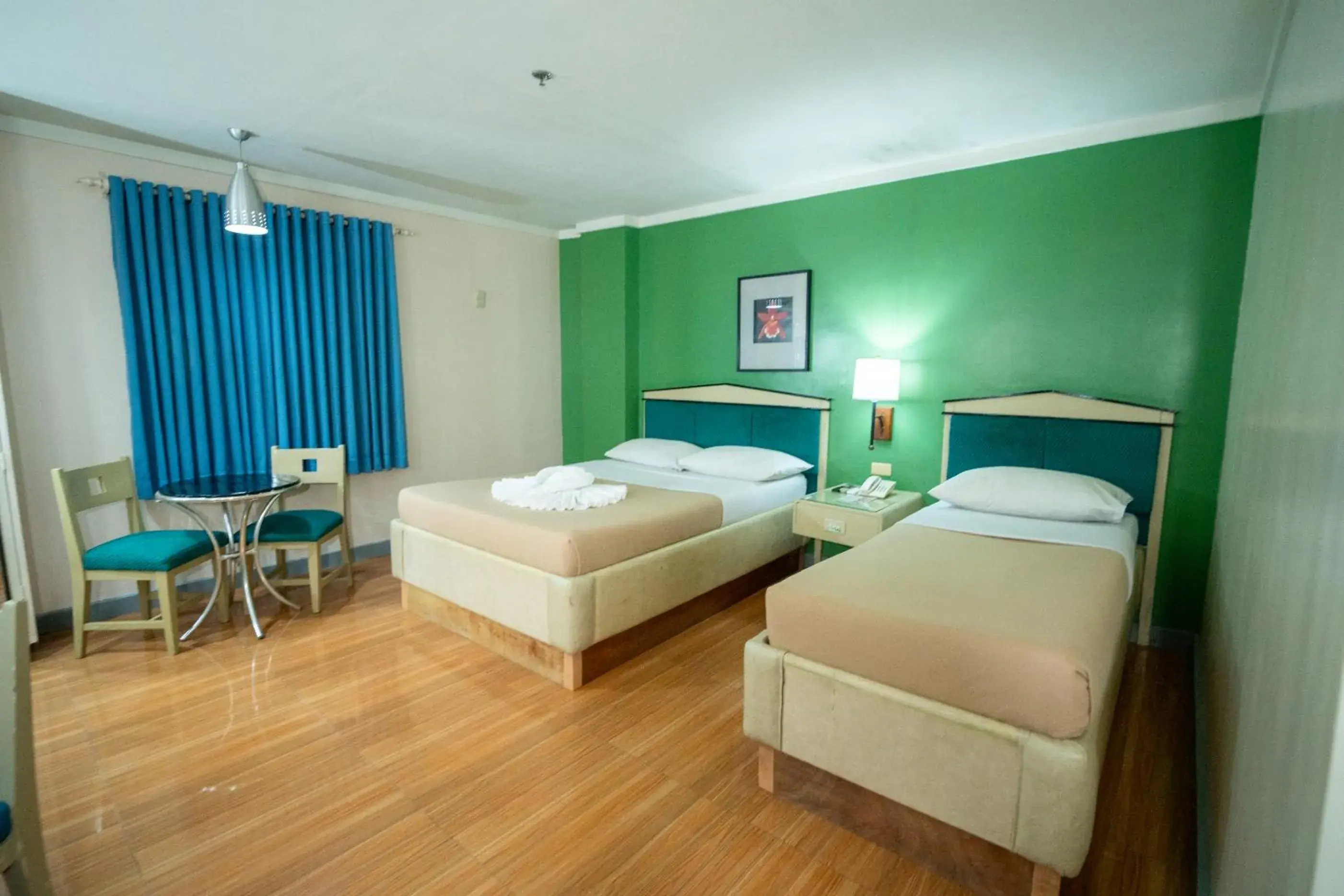 Family Room with Bathroom in New Dawn Pensionne House Family Room with Bathroom in New Dawn Pensionne House