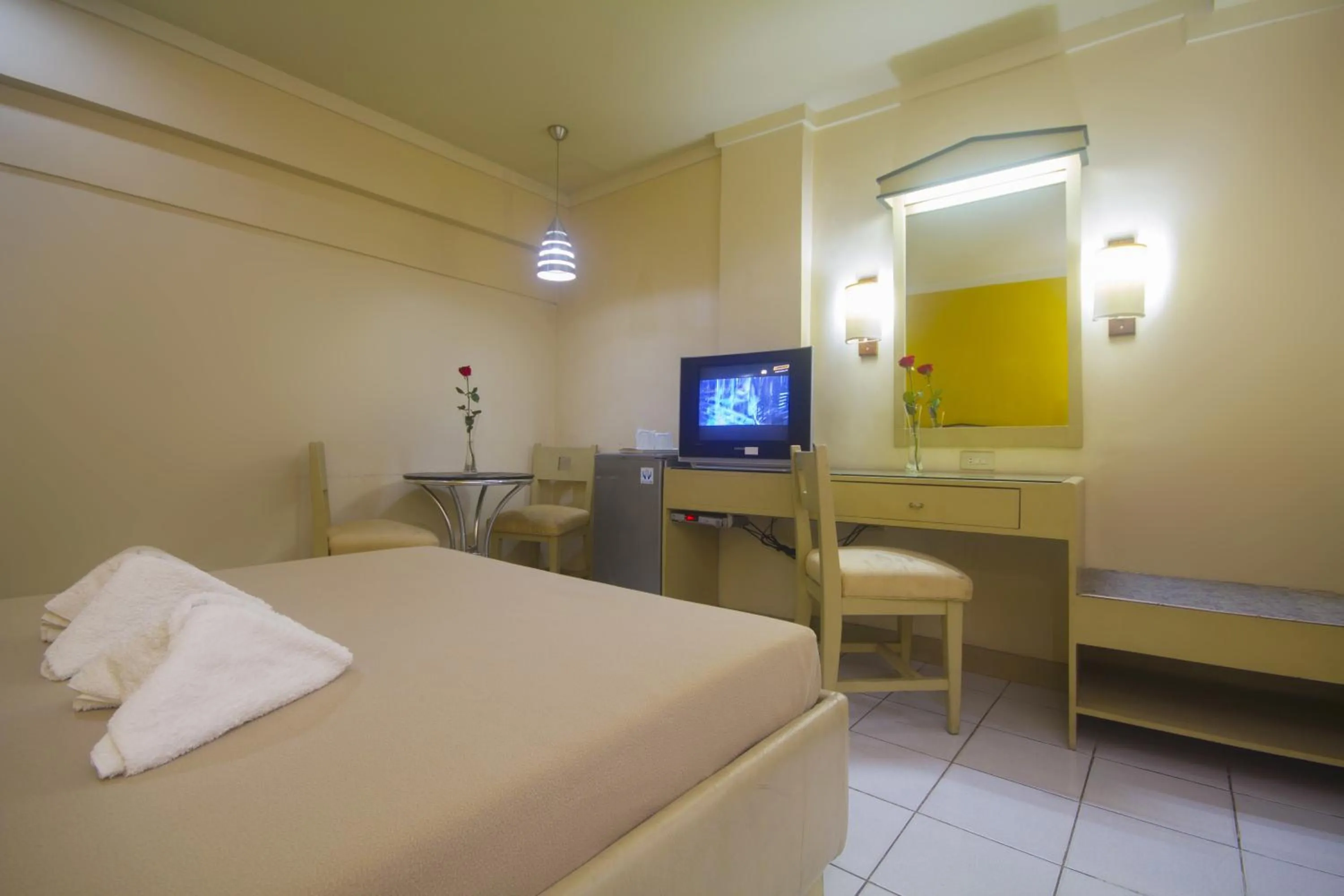 TV and multimedia, Bed in Nature's Pensionne House