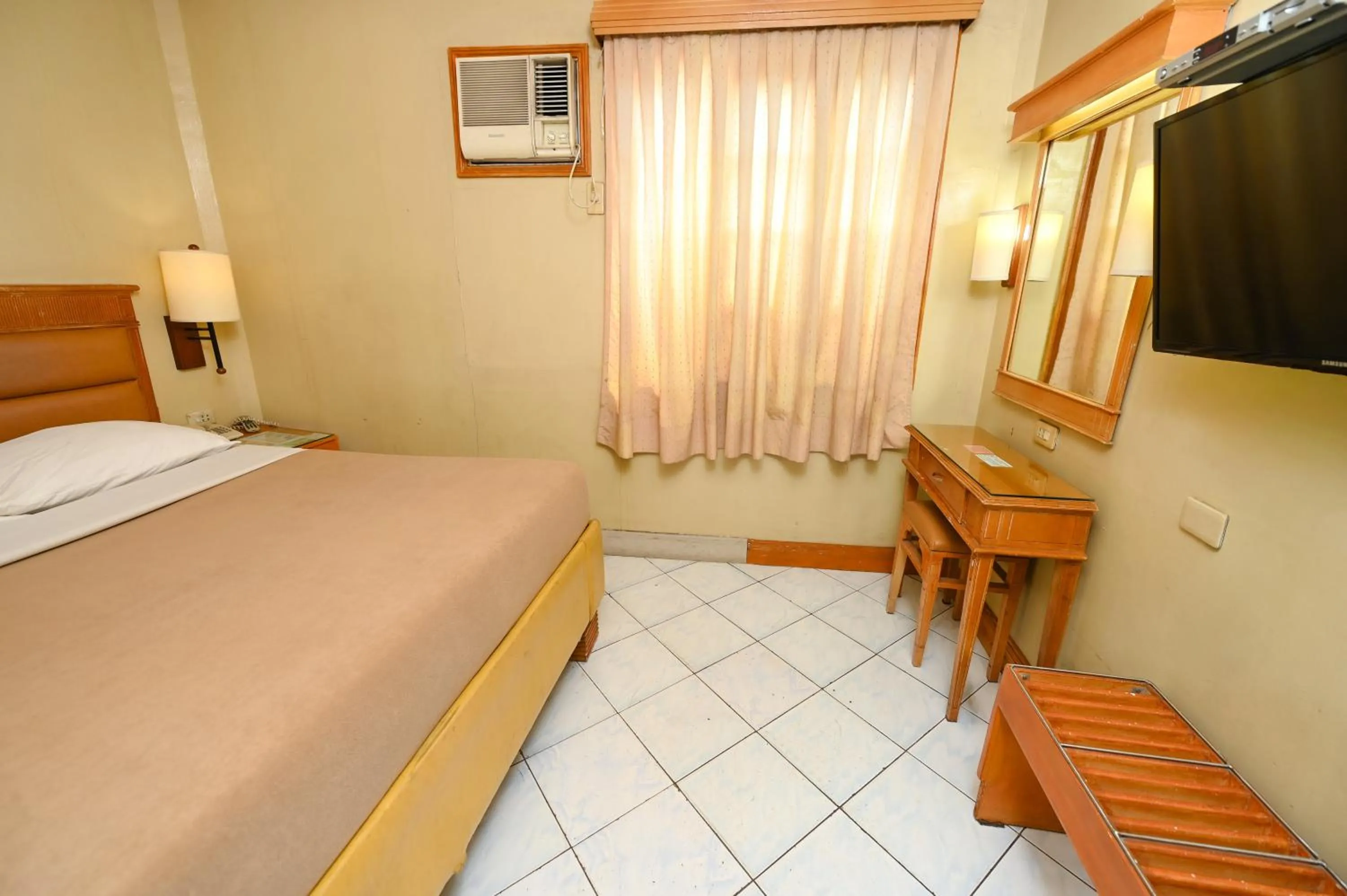 Bed in Nature's Pensionne House