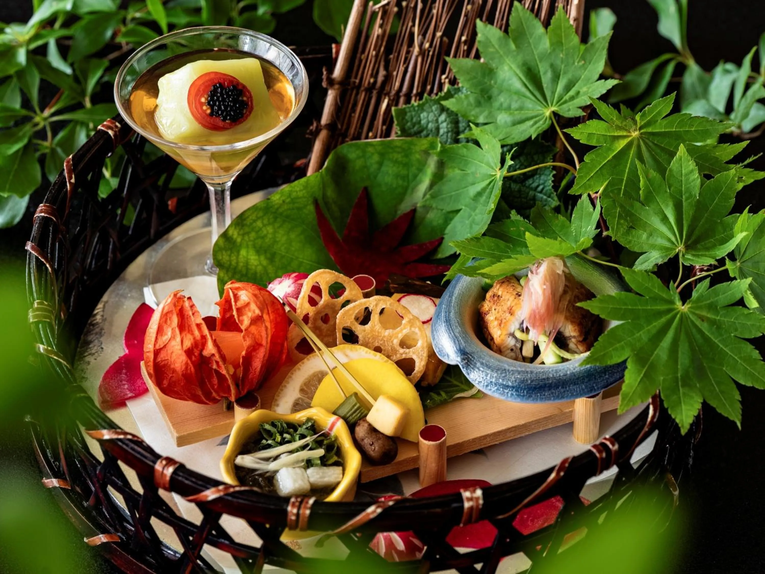 Food and drinks in HanaMOMIJI