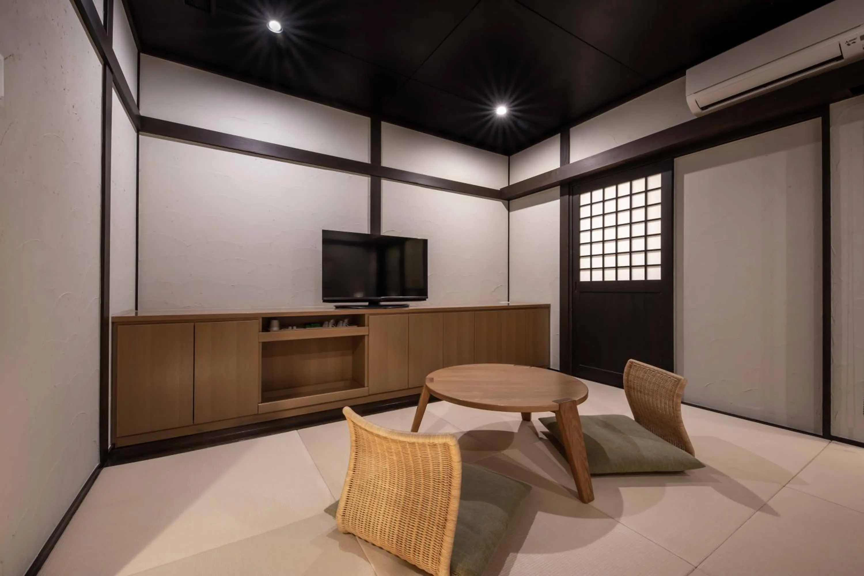 TV and multimedia in Yufudake Ichibo no Yado Kirara