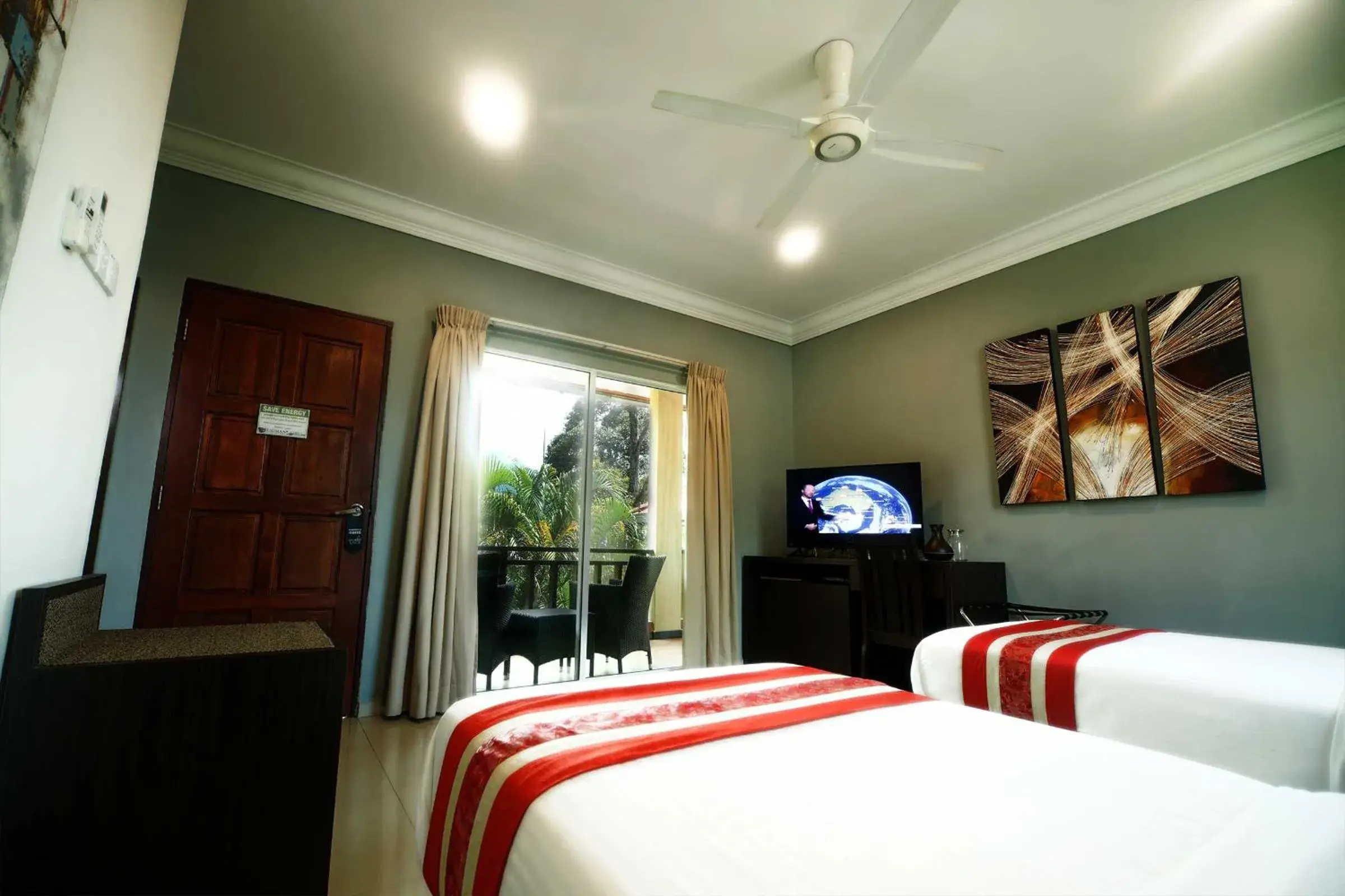 Bed in Tioman Dive Resort Bed in Tioman Dive Resort