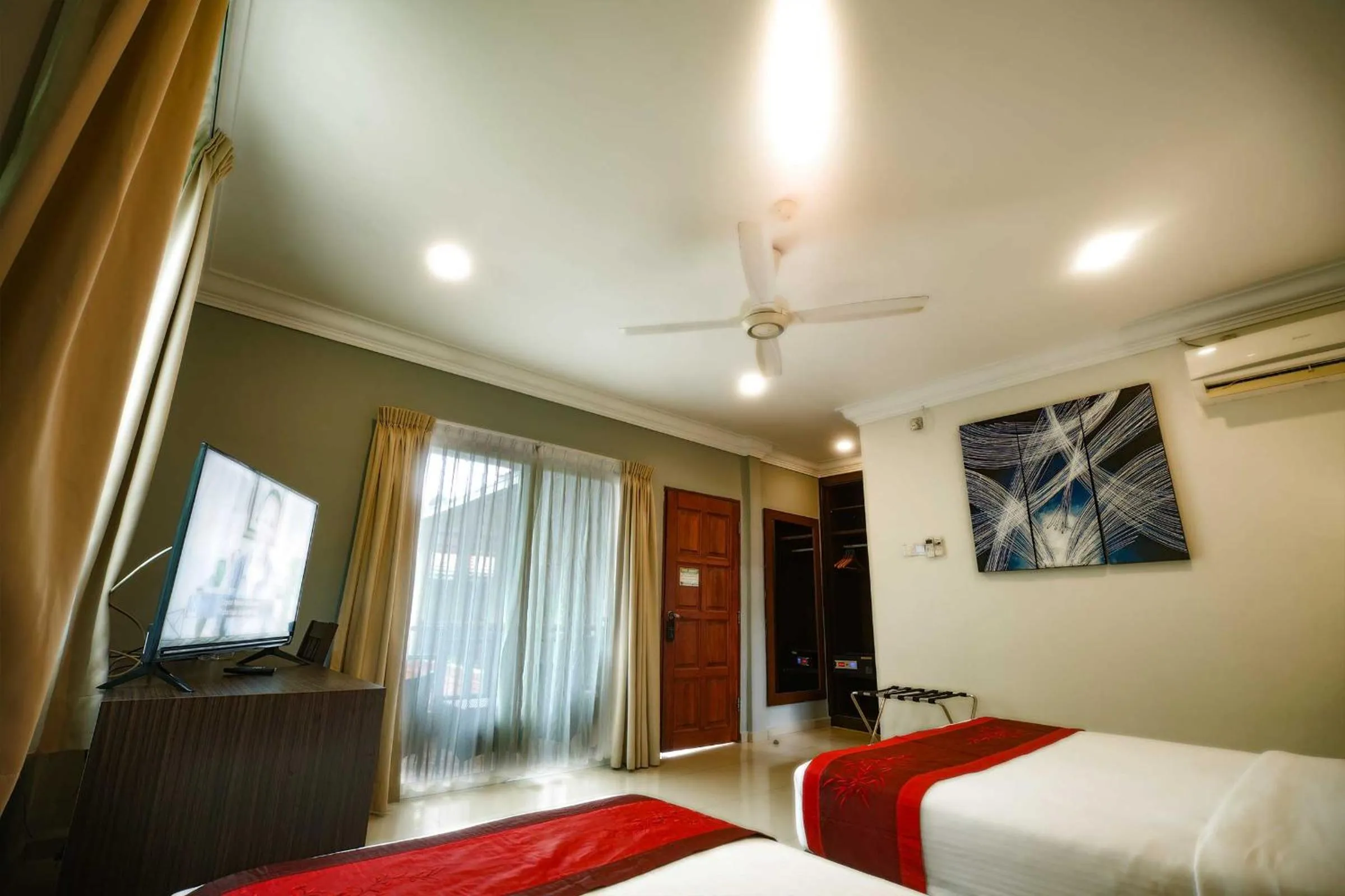 Bed in Tioman Dive Resort