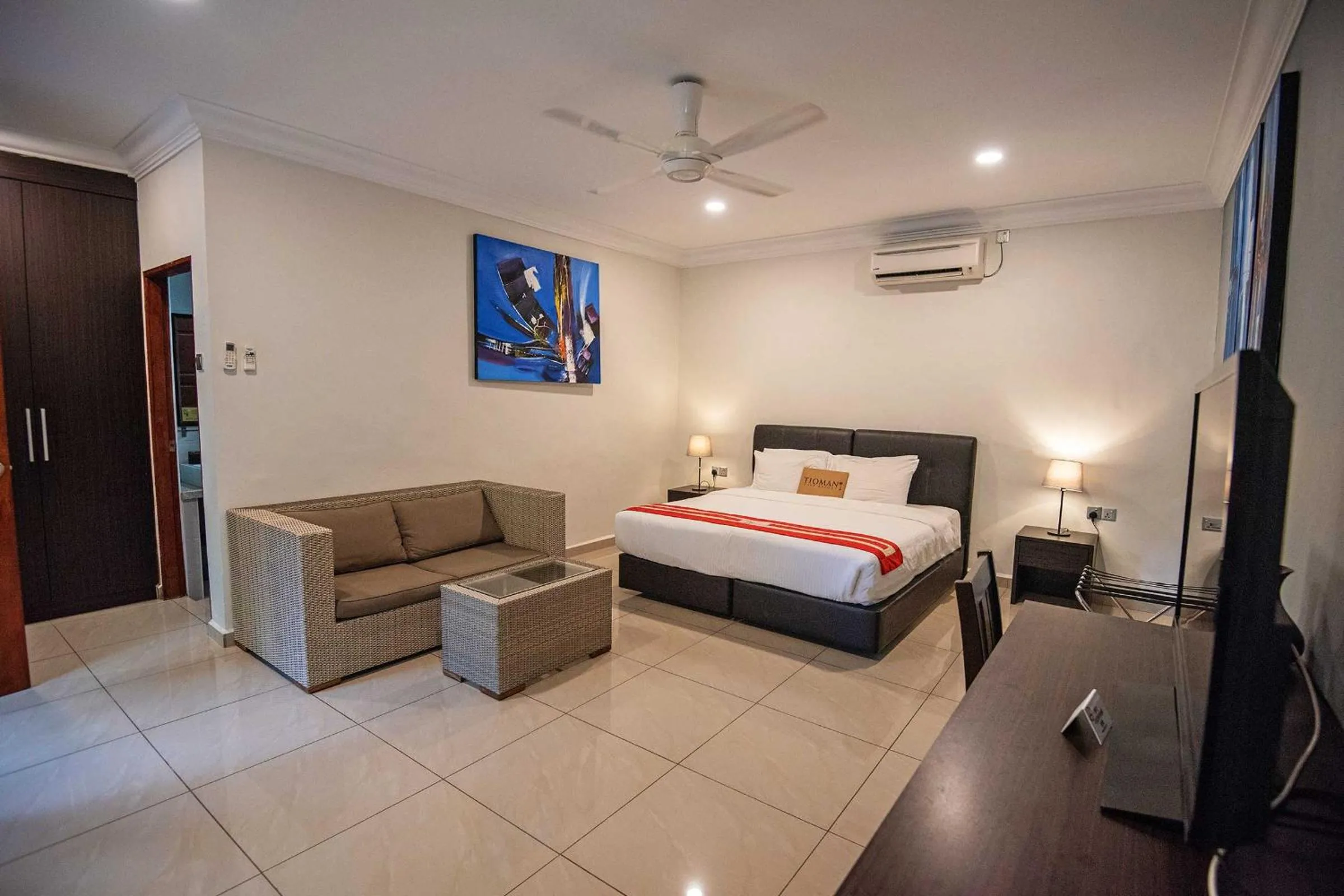 Bed in Tioman Dive Resort