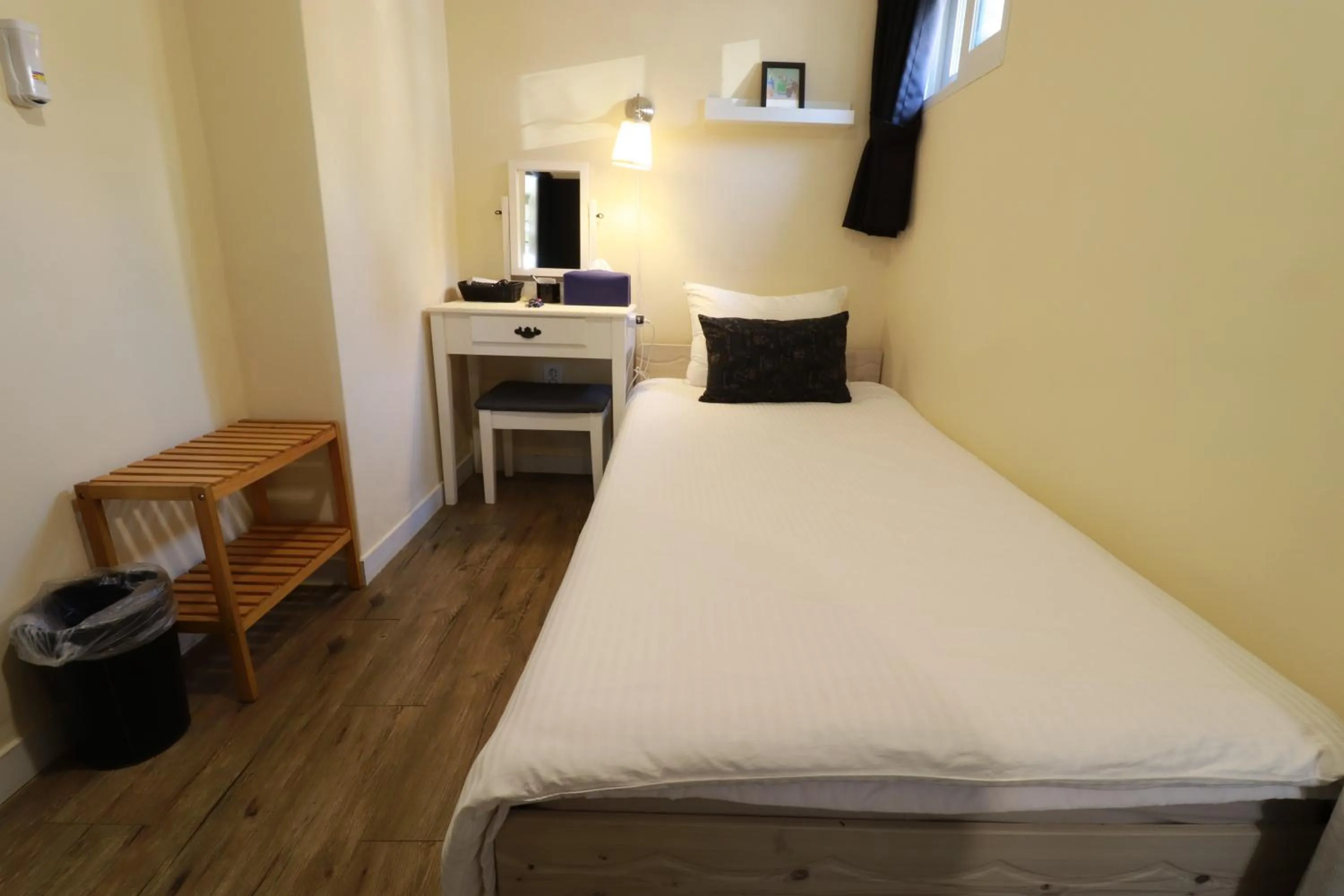 Photo of the whole room, Bed in Just4u Guesthouse