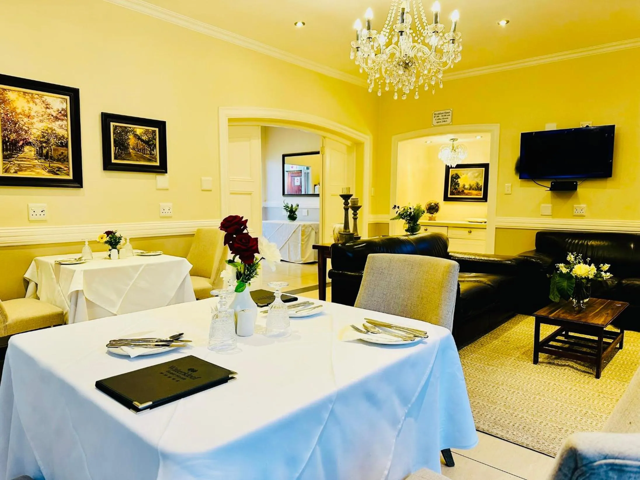 Dining area in Waterkloof Guest House