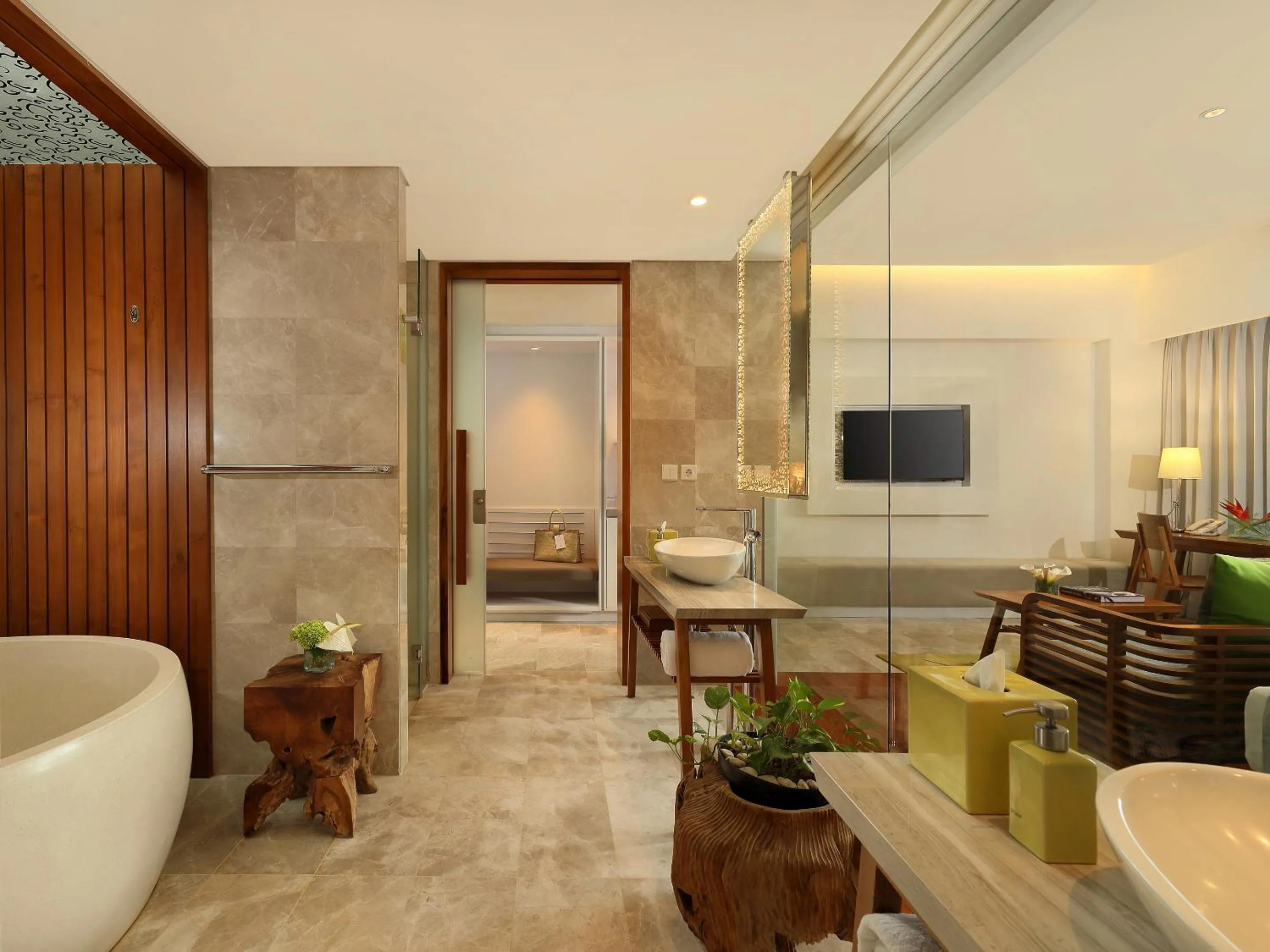 Bathroom in Maya Sanur Resort & Spa