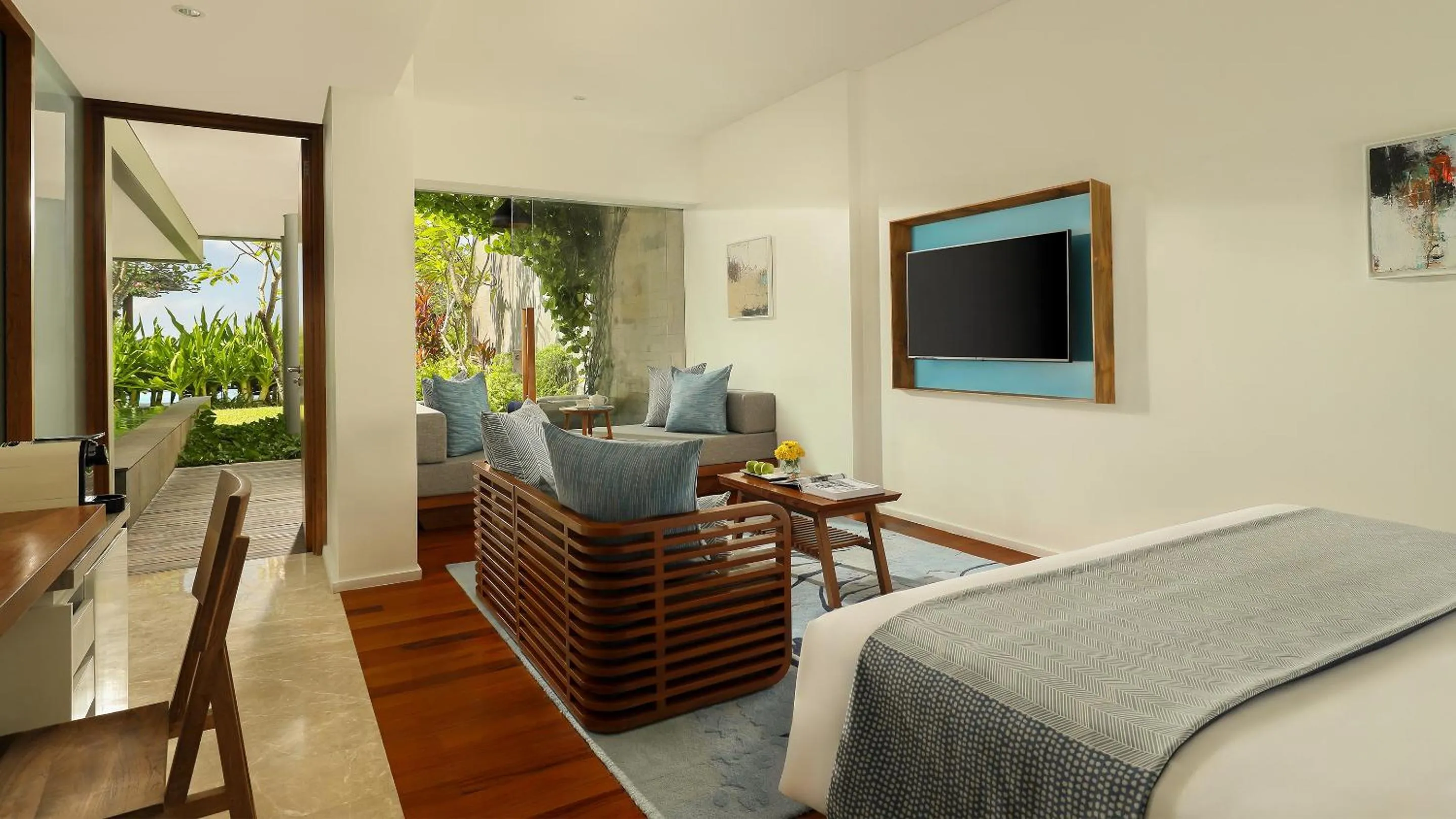 Bedroom, Bed in Maya Sanur Resort & Spa