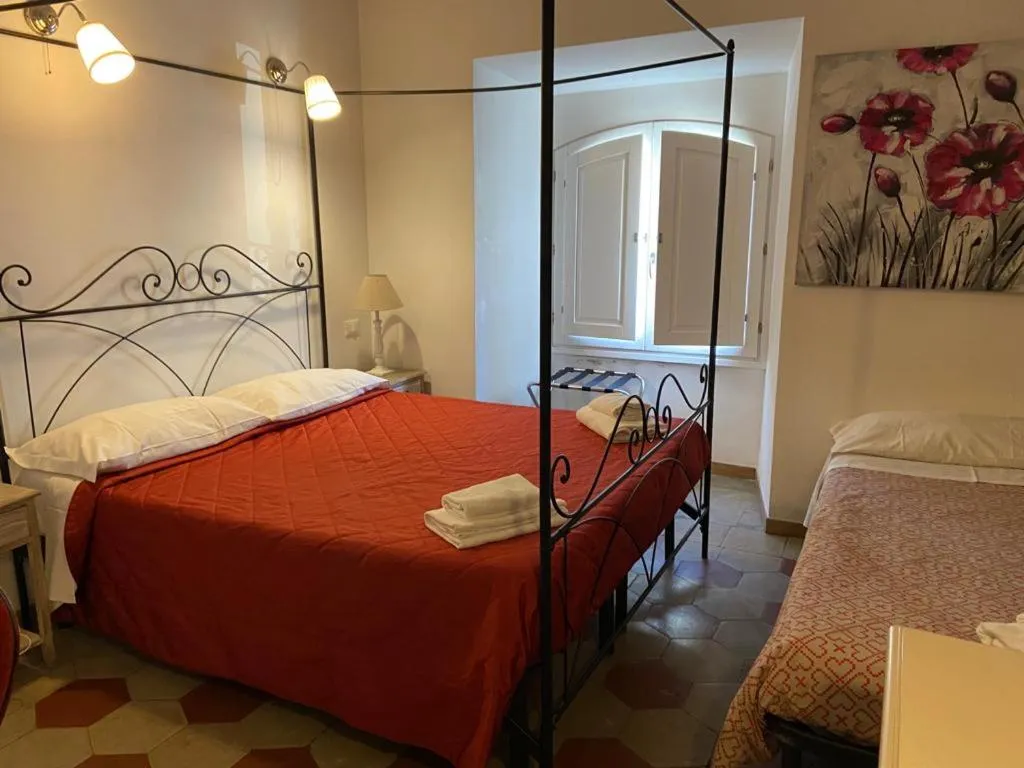 Bedroom, Bed in Vatican Leone IV