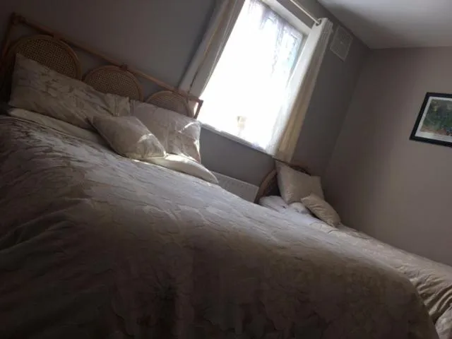 Bed in Coolalingo B&B