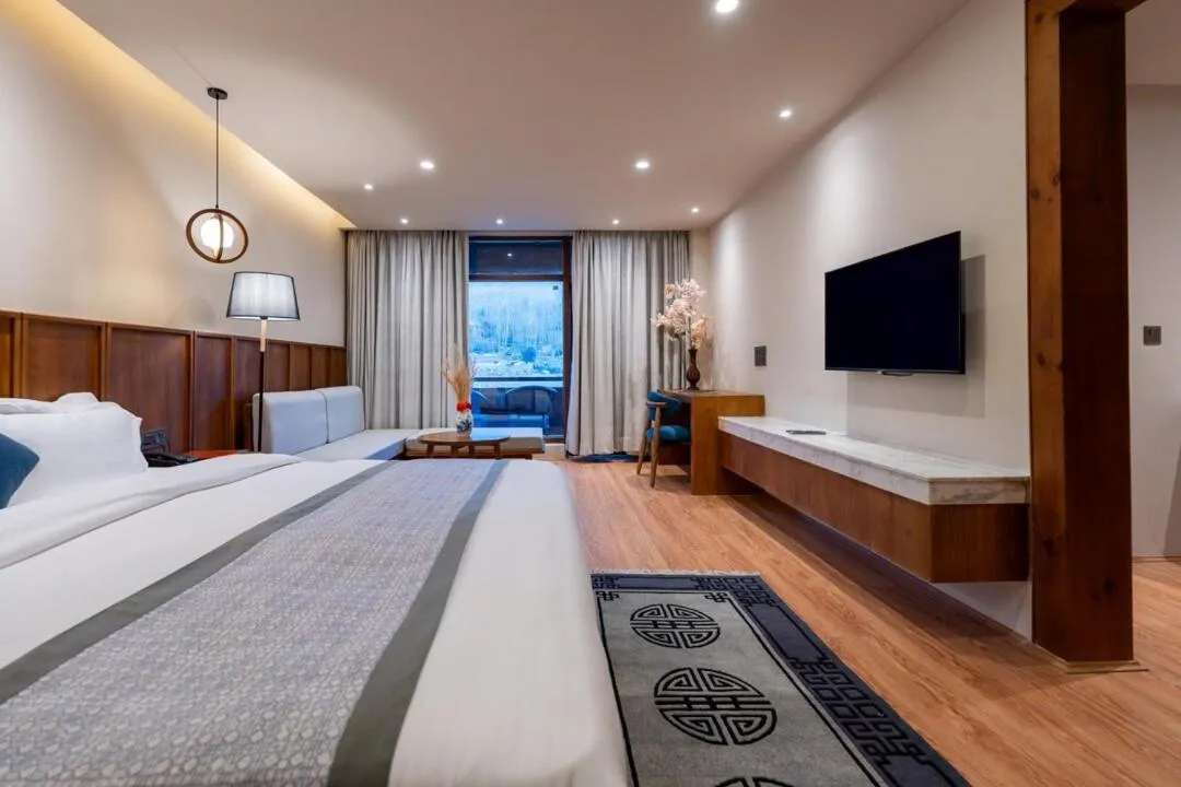 TV and multimedia in Hotel Ladakh Heights