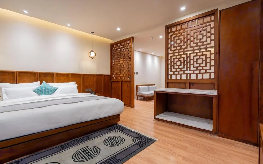 Bed in Hotel Ladakh Heights