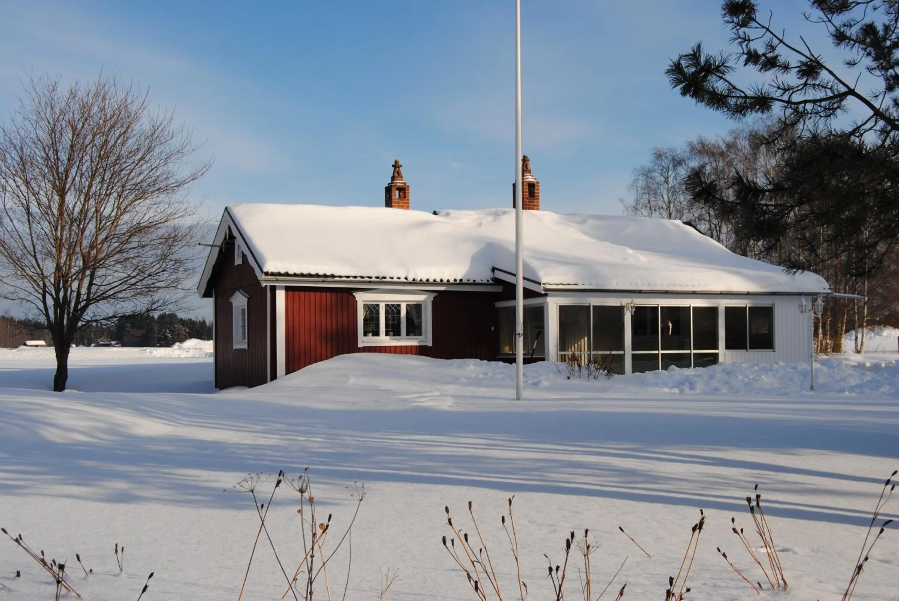 Facade/entrance in Orsastuguthyrning-Hansjö