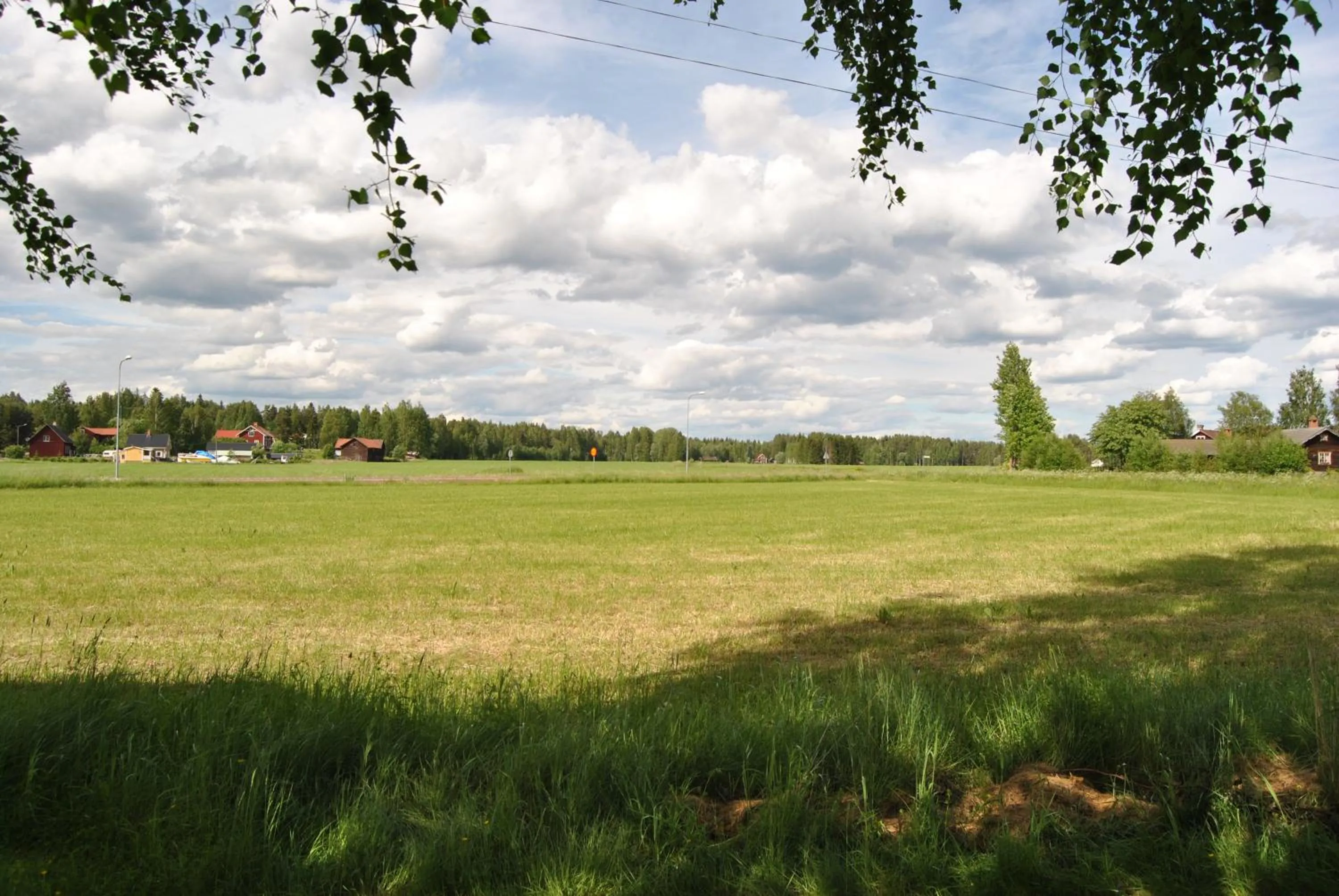 Garden in Orsastuguthyrning-Hansjö