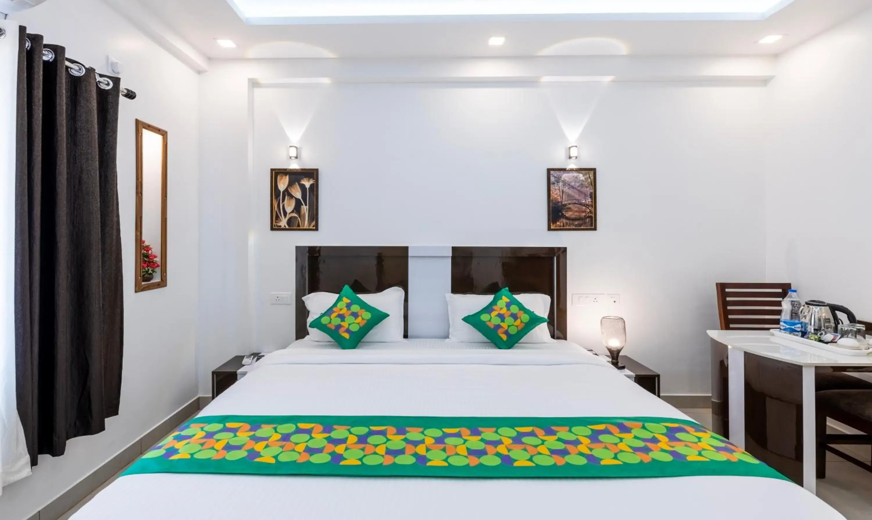 Bedroom, Bed in Treebo Premium Cochin Airport, 5 min From Cochin Airport Bedroom, Bed in Treebo Premium Cochin Airport, 5 min From Cochin Airport