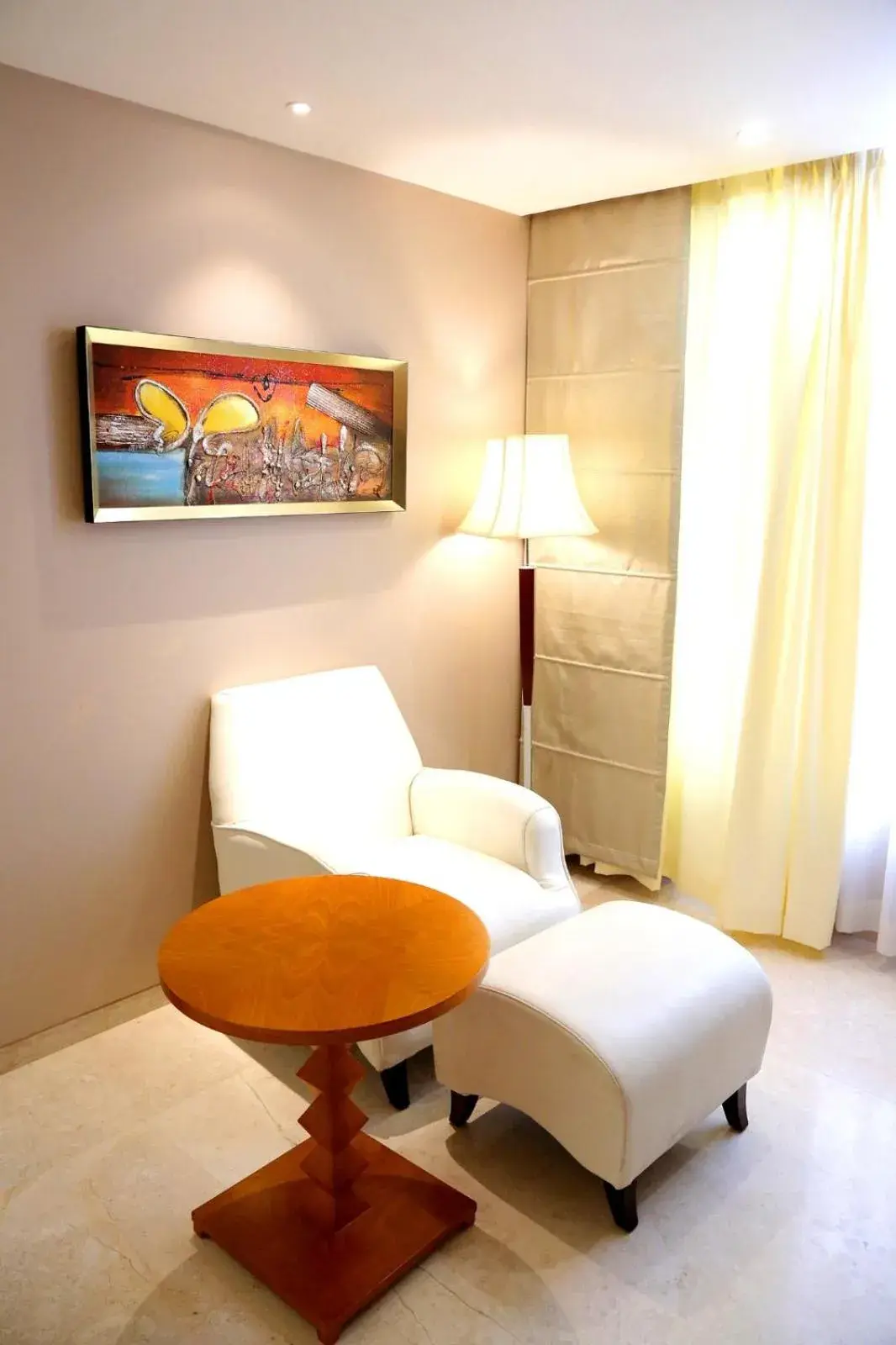 Bed in Hotel Trinity Grand, Raigarh Bed in Hotel Trinity Grand, Raigarh