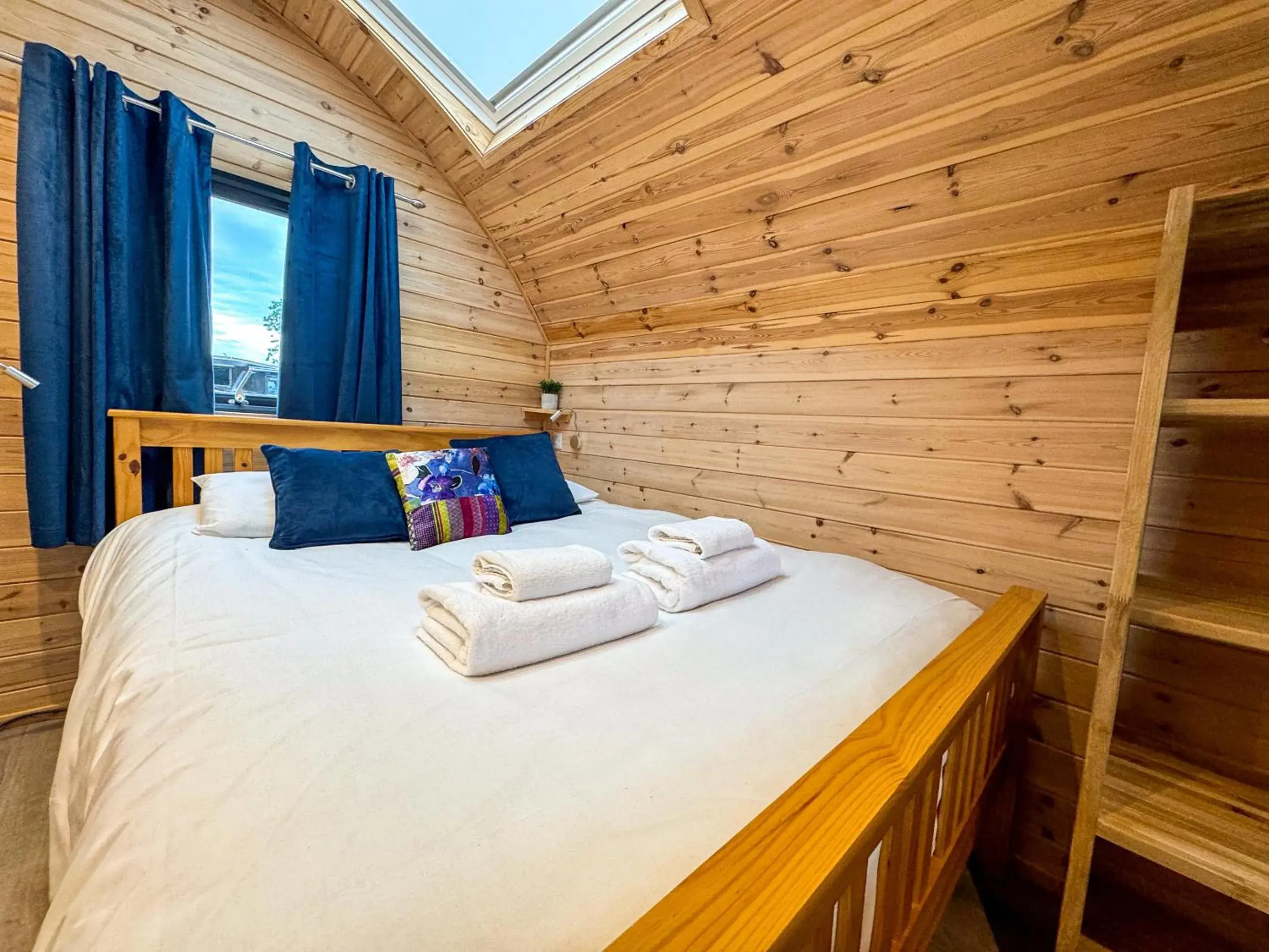 Bedroom, Bed in The Firs Country Park Bedroom, Bed in The Firs Country Park