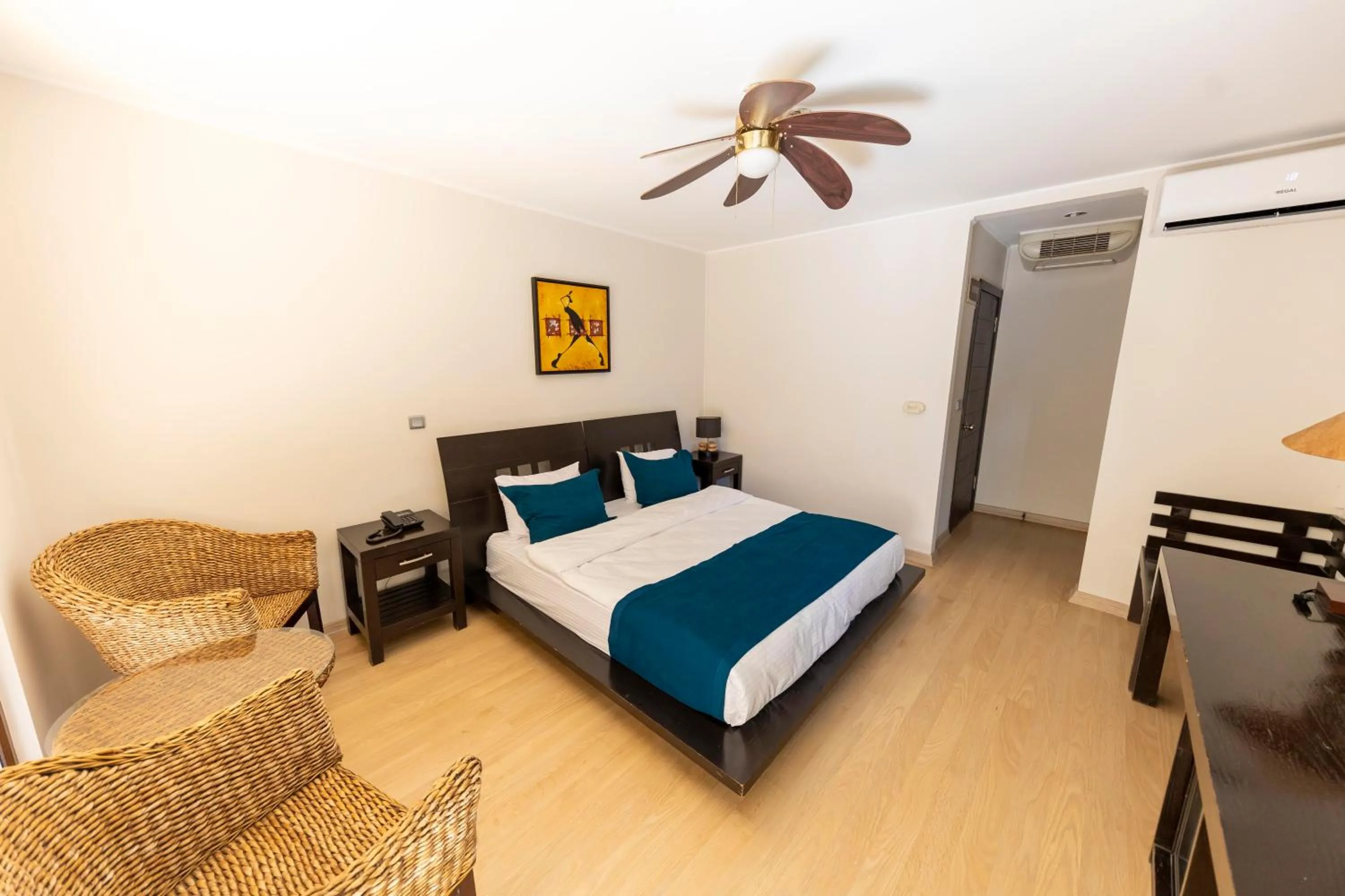 Photo of the whole room in Elite World Village İstanbul Polonezköy