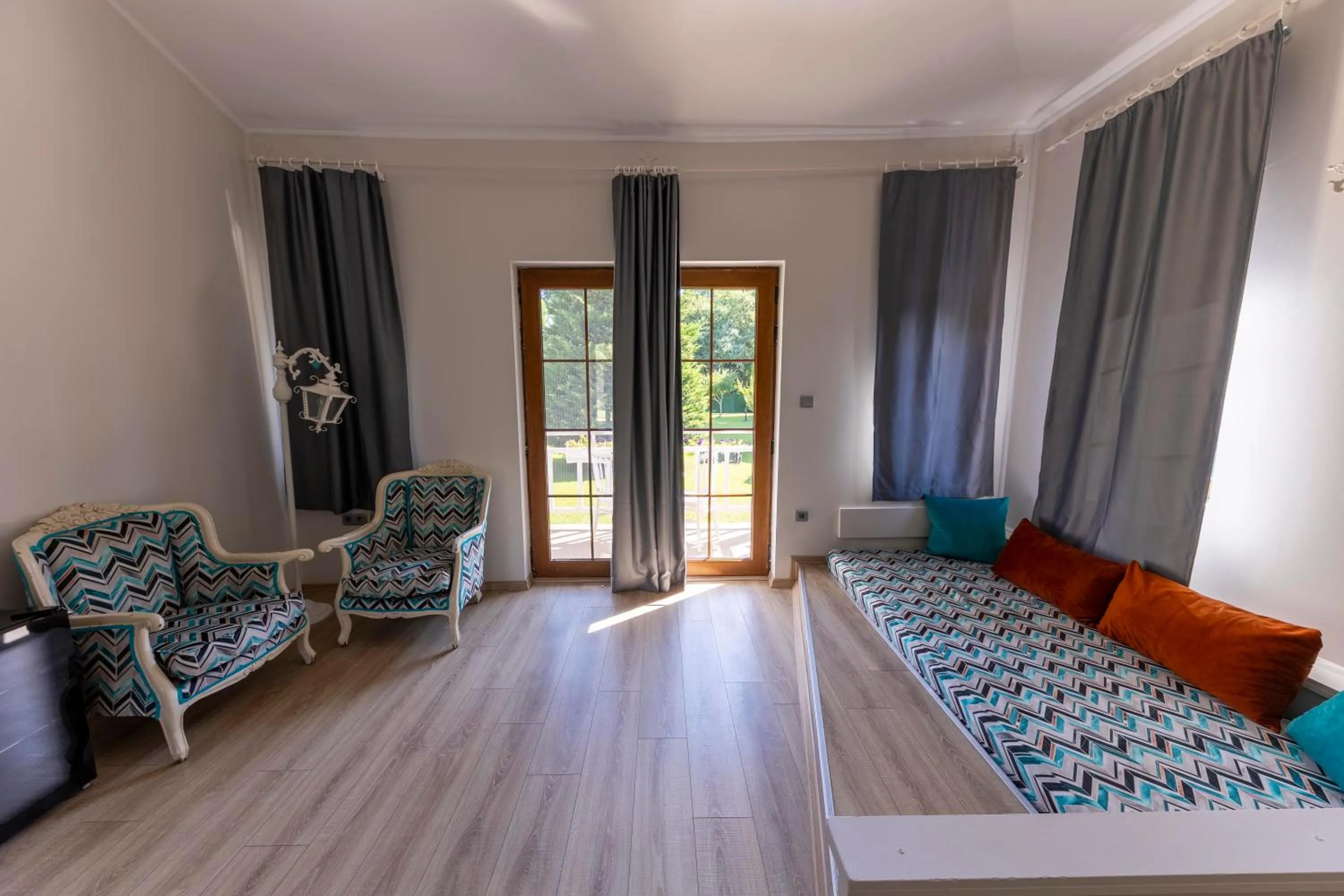 Photo of the whole room in Elite World Village İstanbul Polonezköy