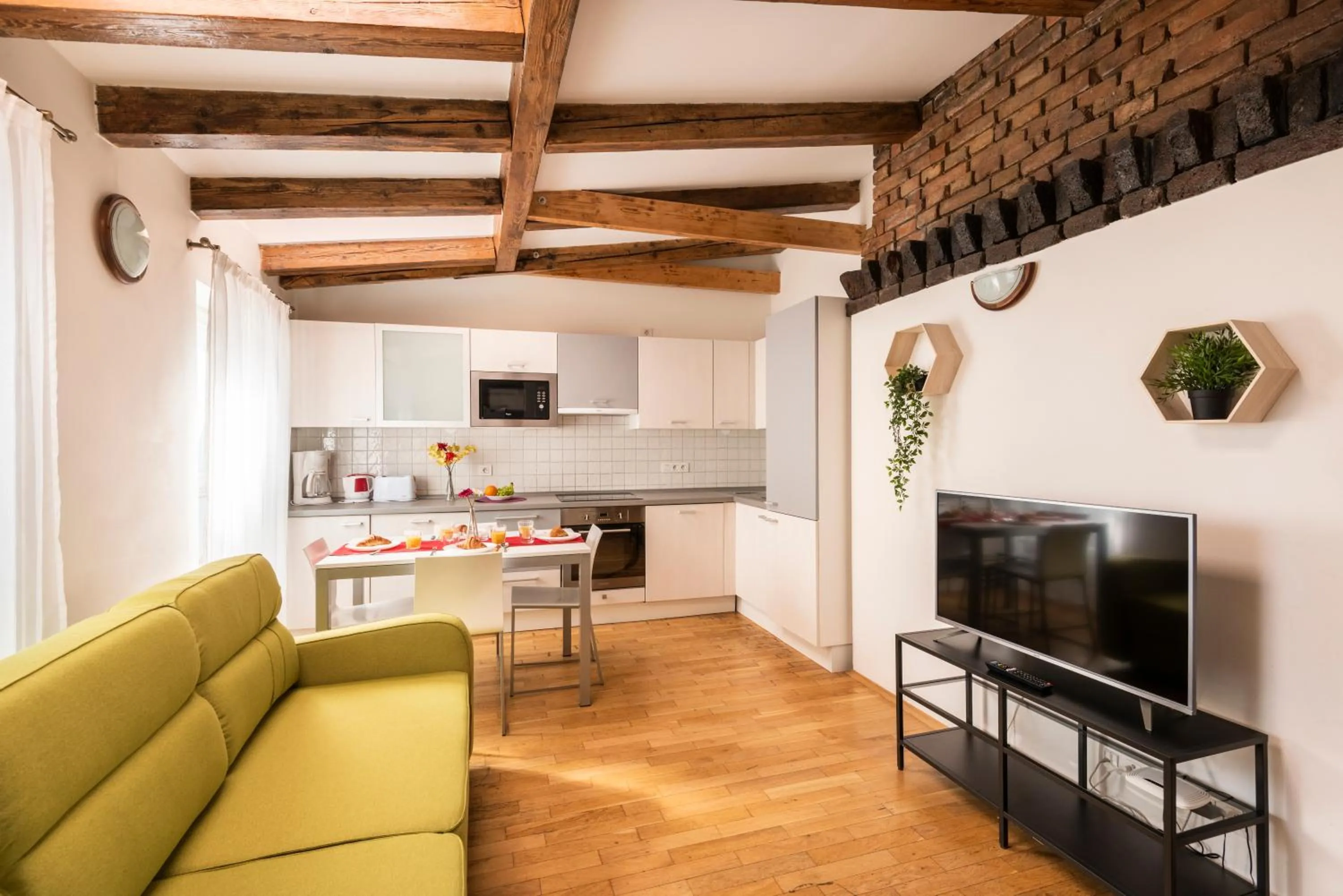 Kitchen or kitchenette in Hybernska Apartments by Pragueforyou