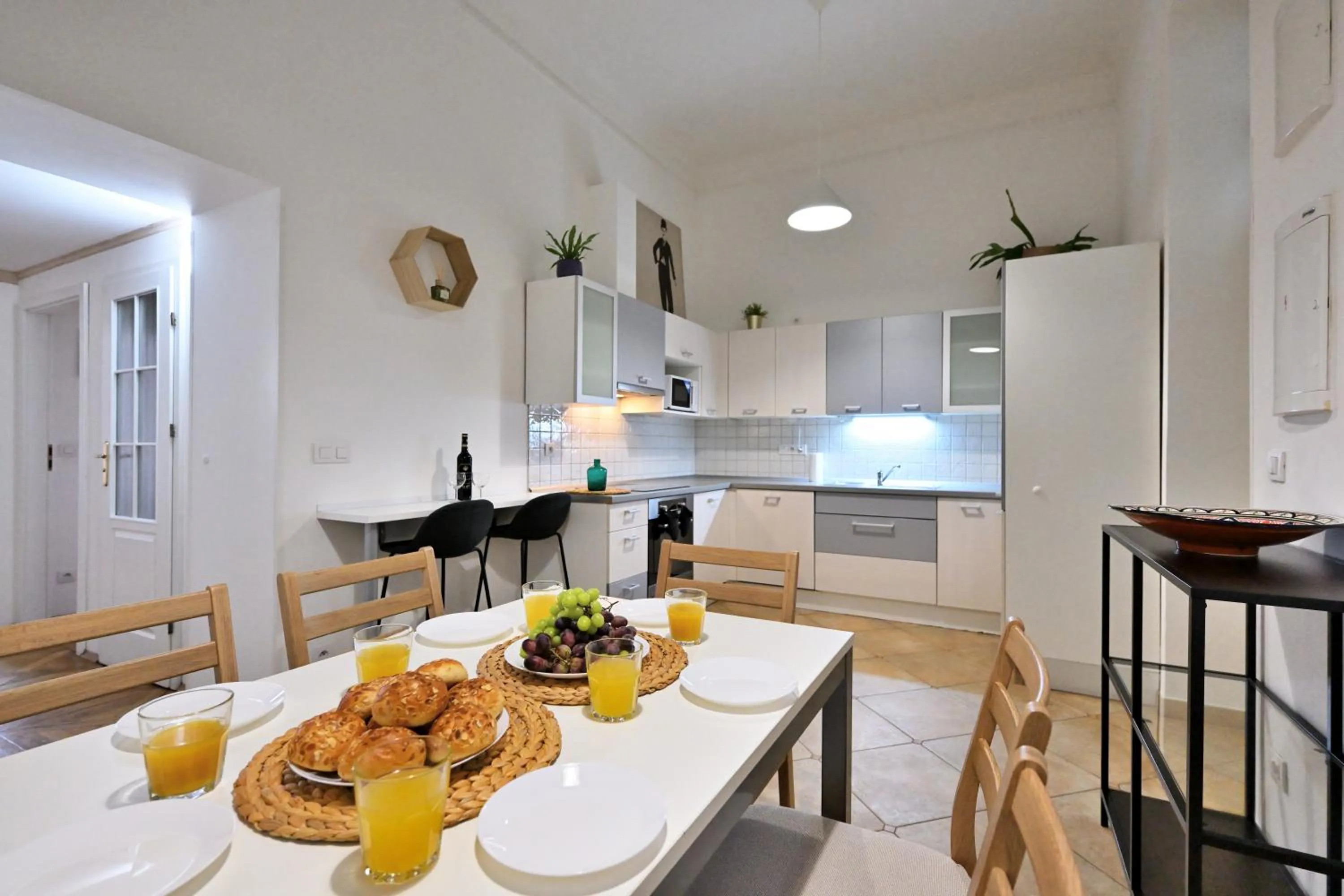 Hybernska Apartments by Pragueforyou