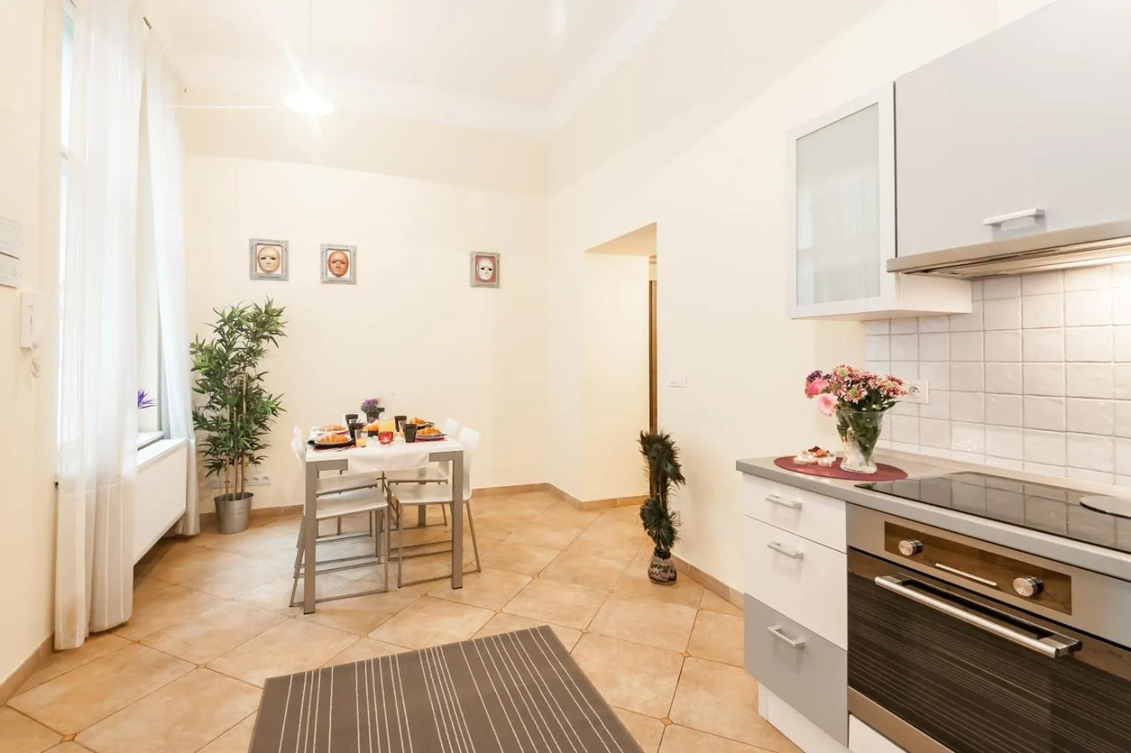 Hybernska Apartments by Pragueforyou