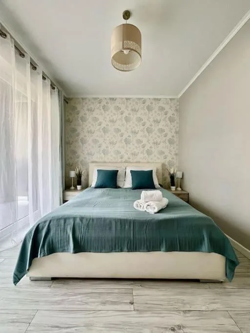 Bed in EASY RENT- Nice, Centrum, 24h Check-in