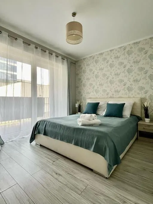Bed in EASY RENT- Nice, Centrum, 24h Check-in