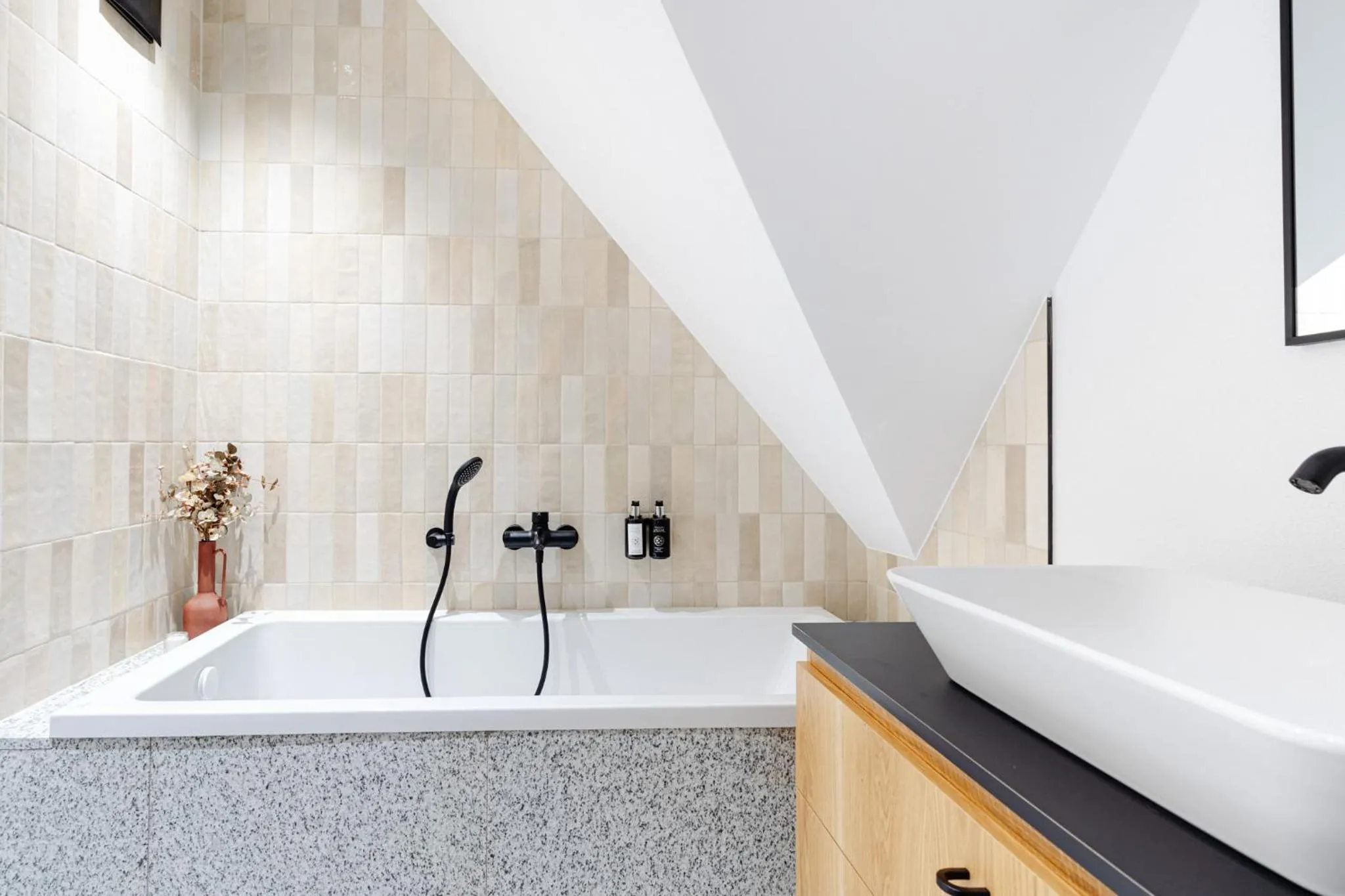 Bathroom in White Hills - LoftAffair Spa Collection