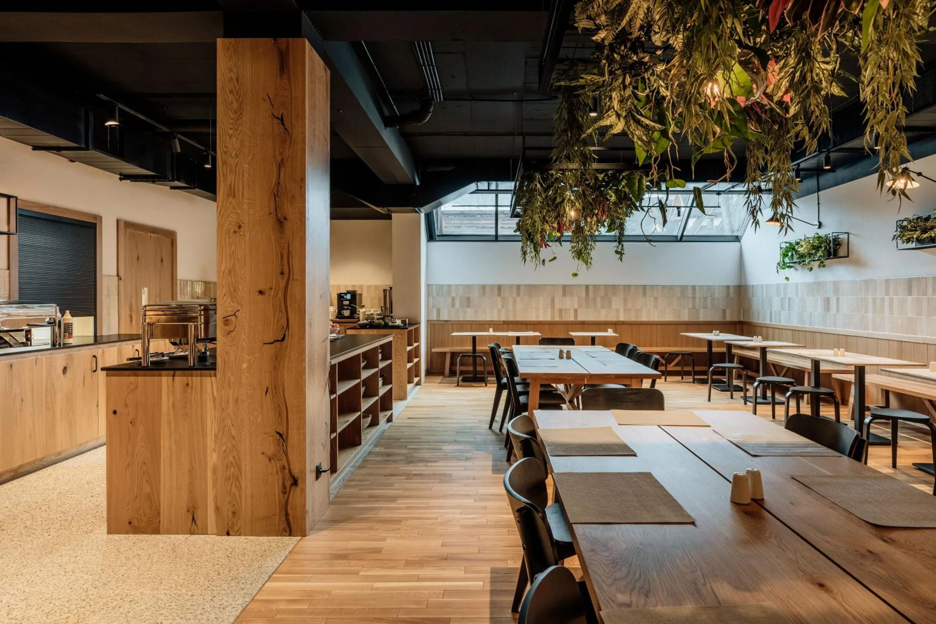 Restaurant/places to eat in White Hills - LoftAffair Spa Collection