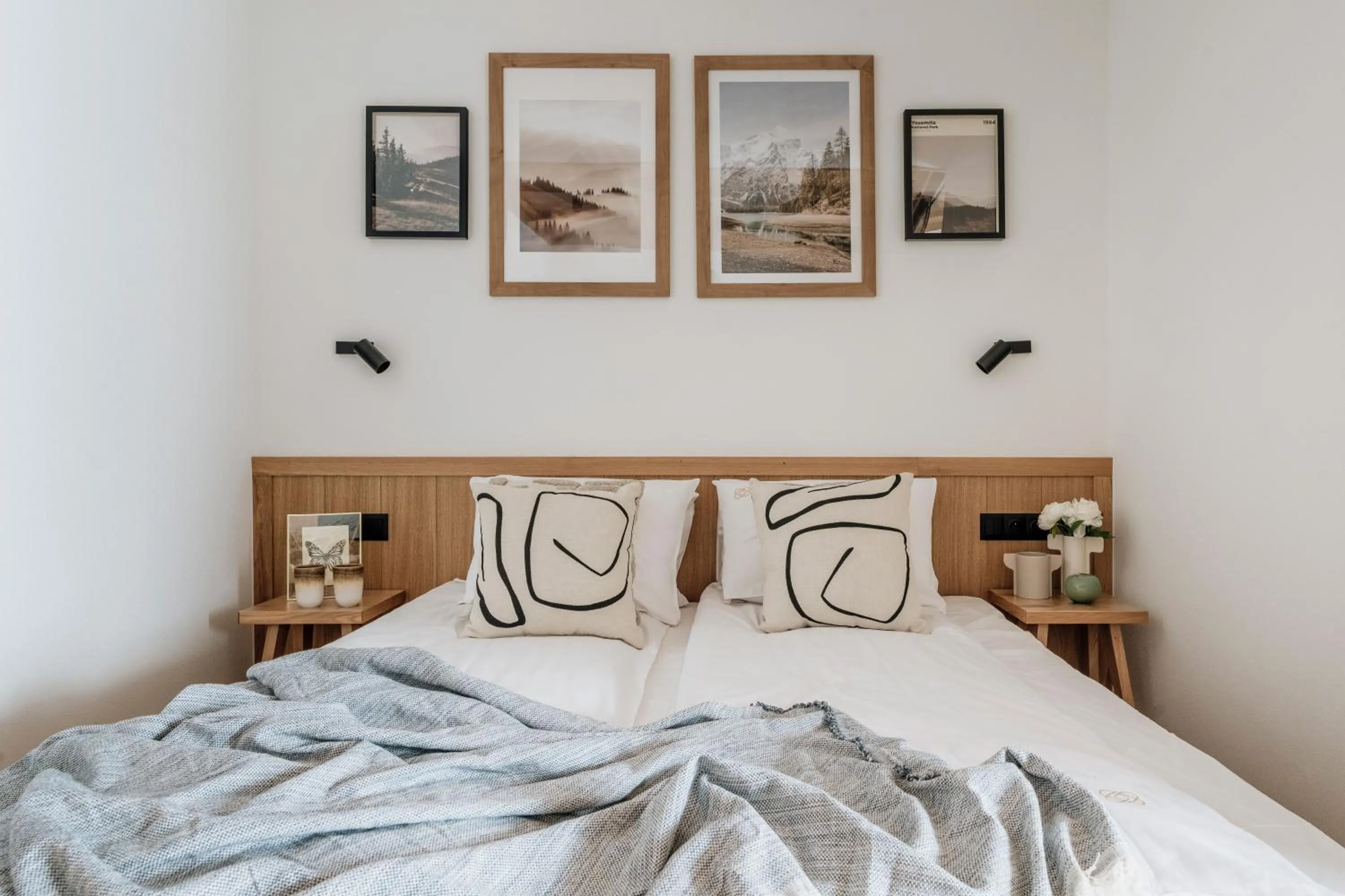 Bed in White Hills - LoftAffair Spa Collection