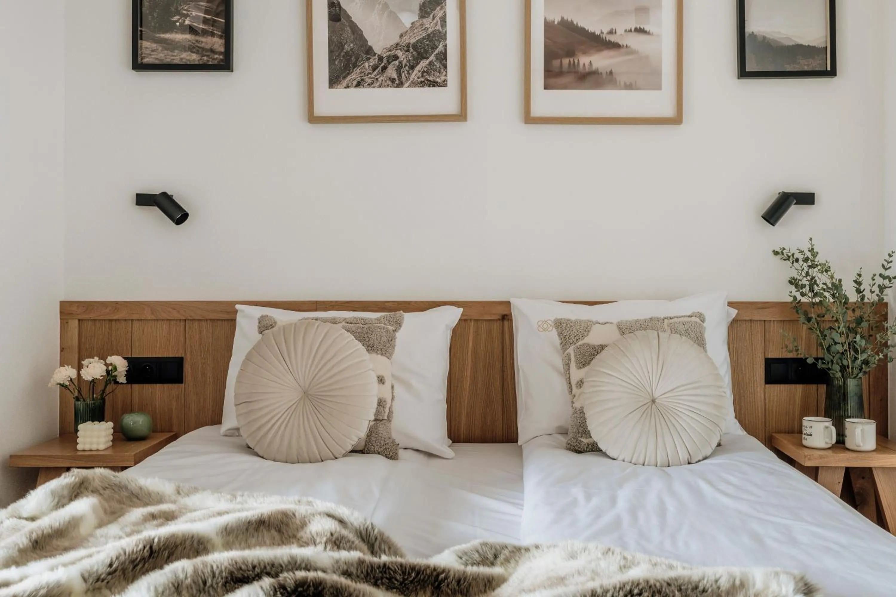 Bed in White Hills - LoftAffair Spa Collection