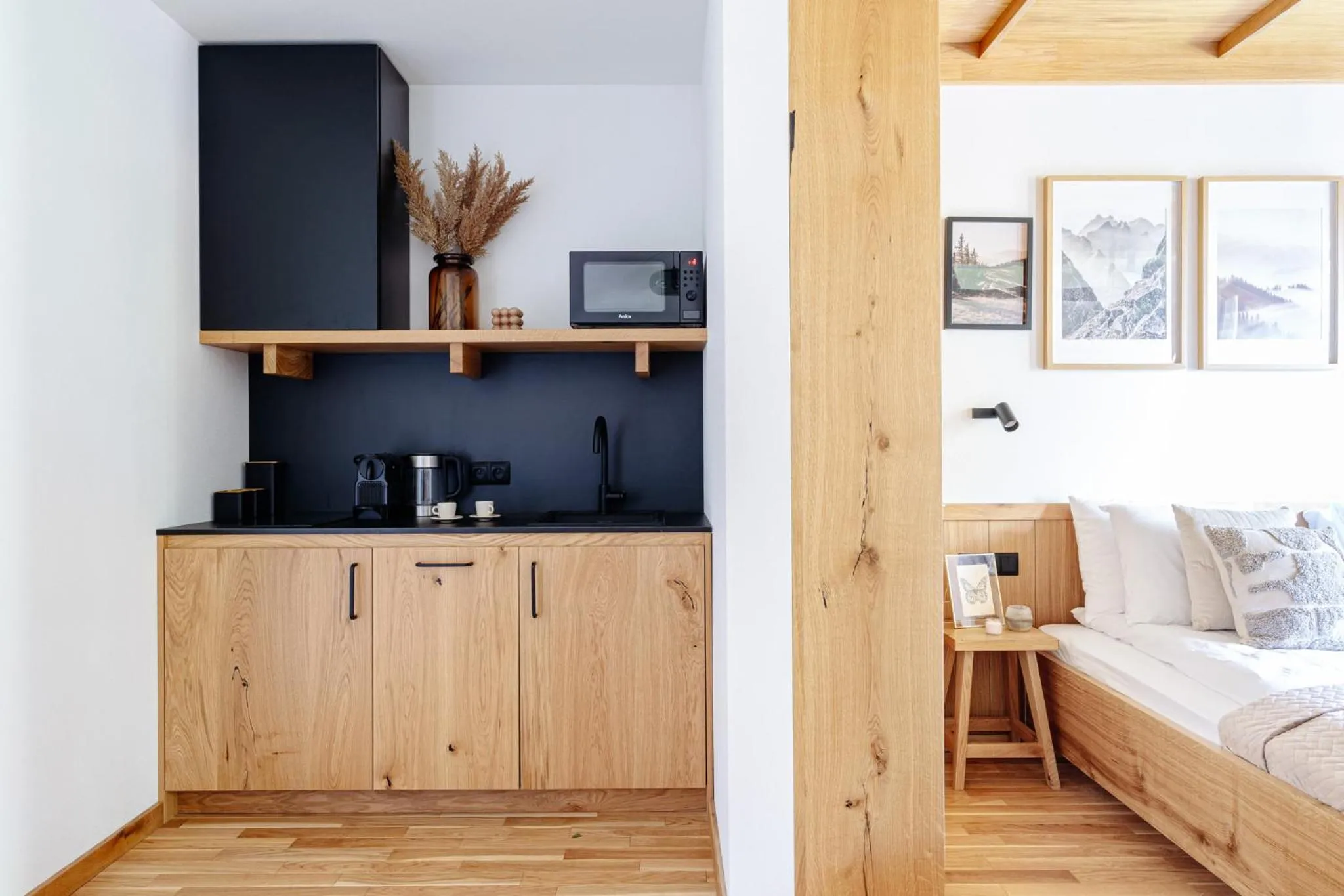 Bed in White Hills - LoftAffair Spa Collection