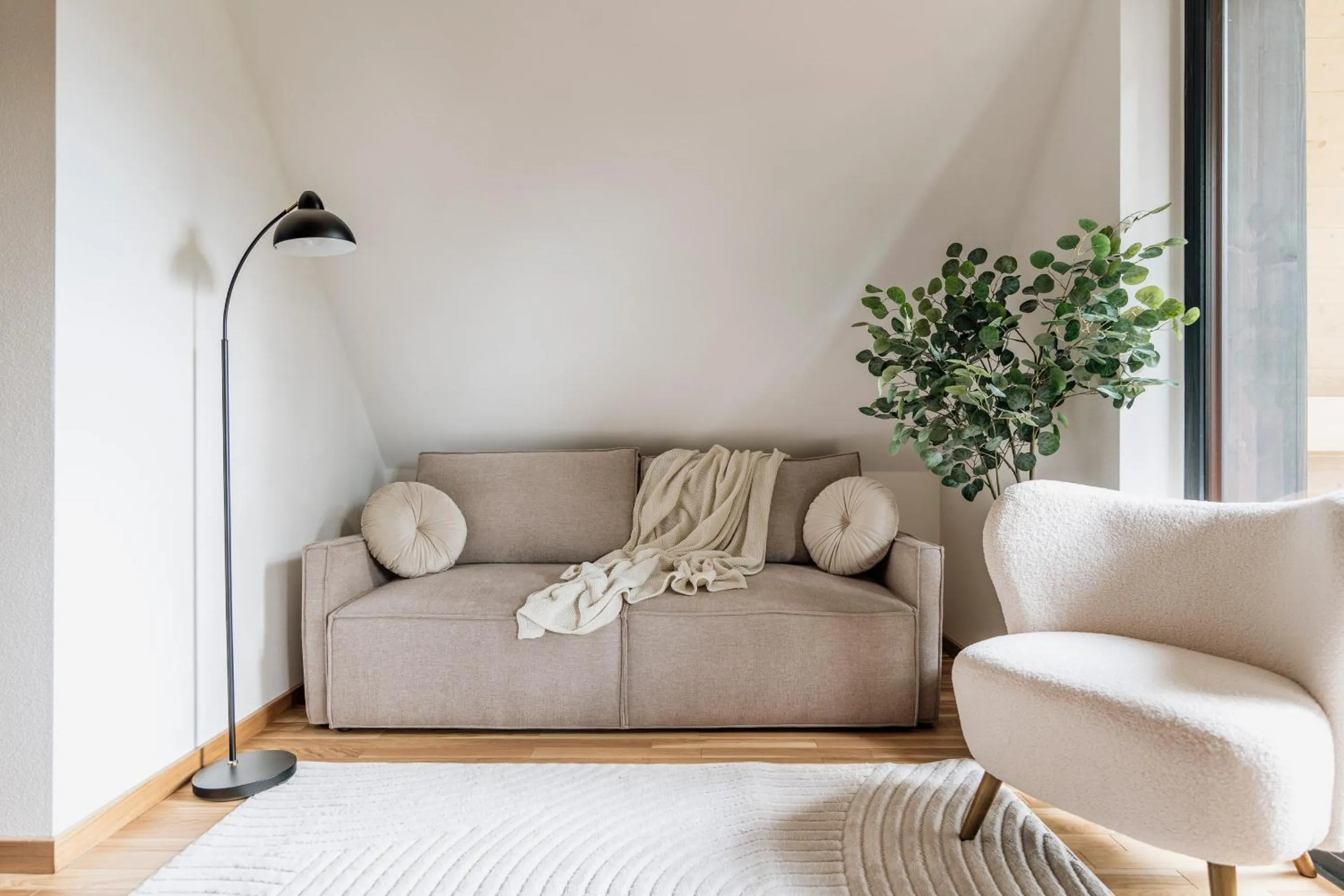 Living room in White Hills - LoftAffair Spa Collection